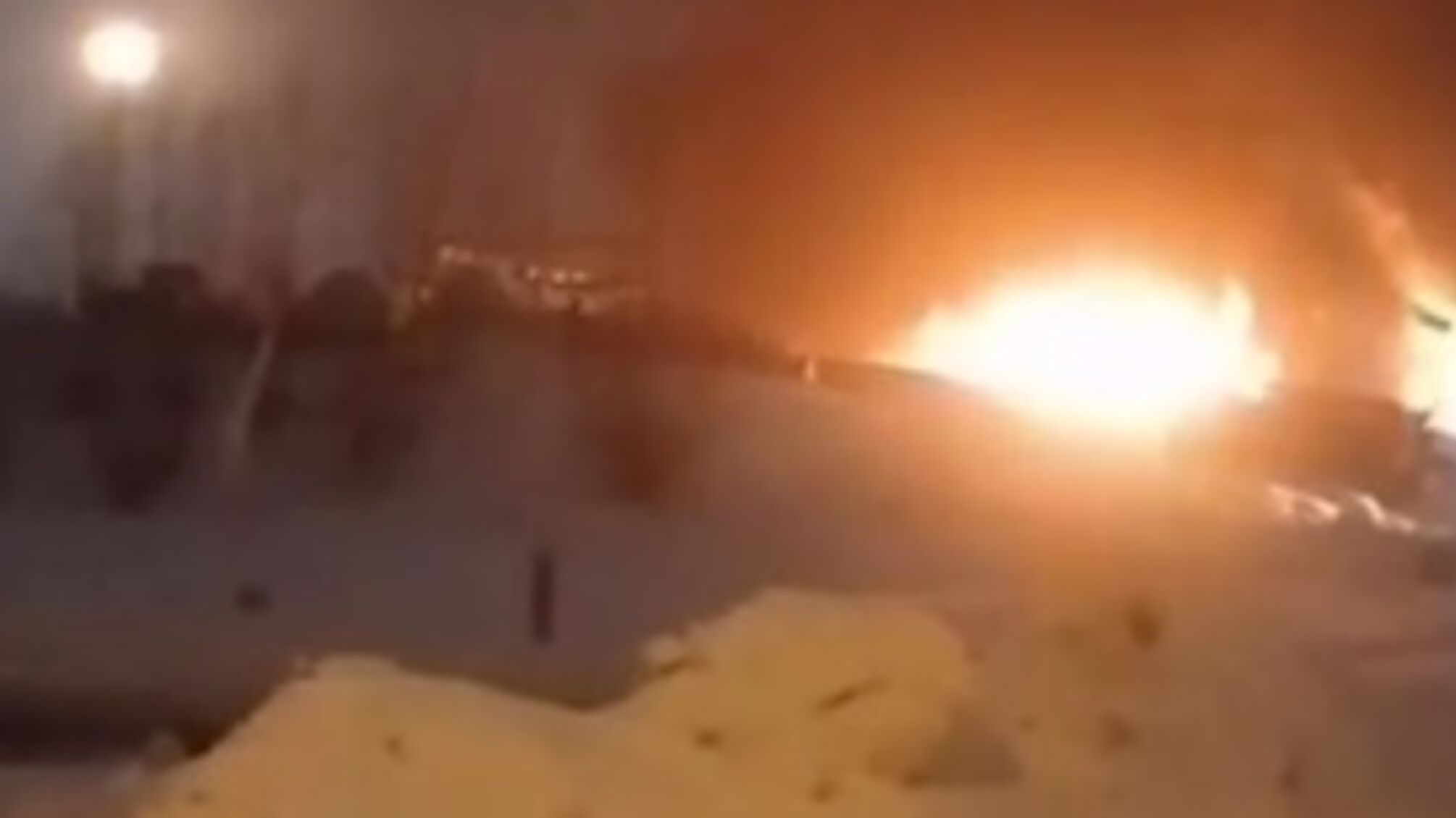 Очередной пожар в россии, горит химзавод (видео)