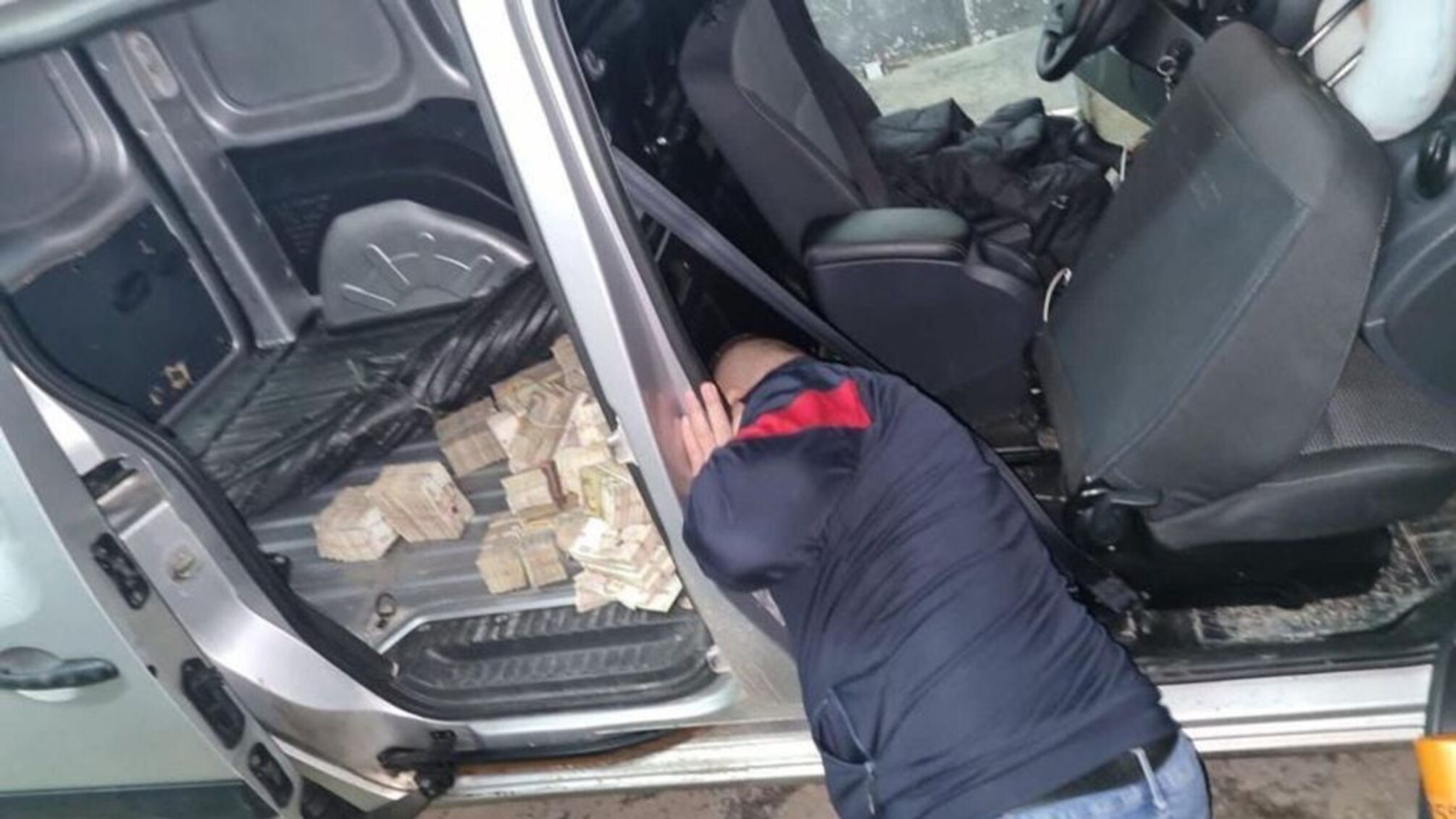 Украина может начать переговоры о членстве в ЕС уже в этом году: Зеленский подвел итоги саммита