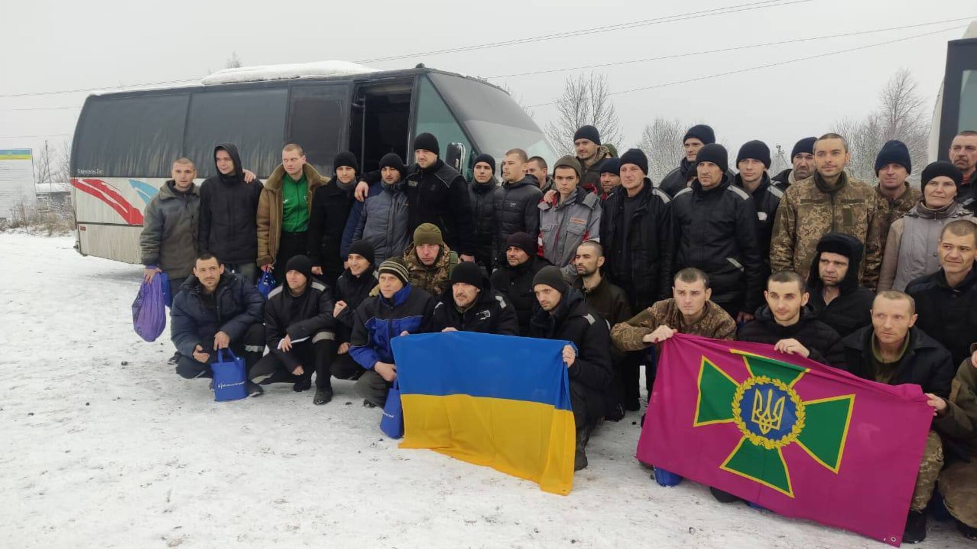 Захисники України повертаються із російського полону