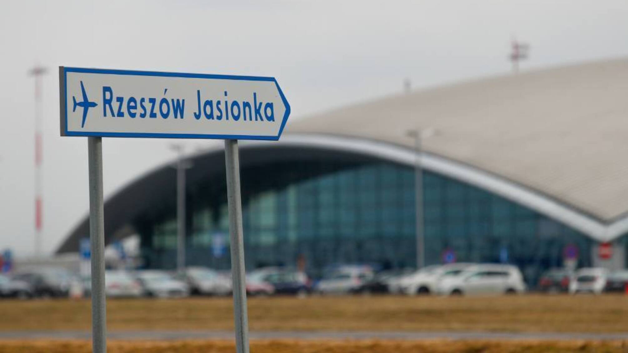 Шпигували за вантажами для ЗСУ: в аеропорті Жешува затримали російських агентів, – польські ЗМІ