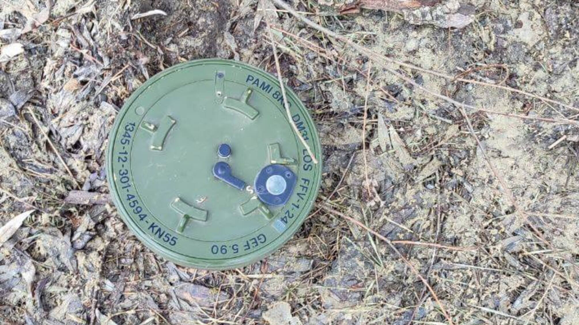 Смертельные зачистки: в Брянской области на мине взорвалась машина росгвардии