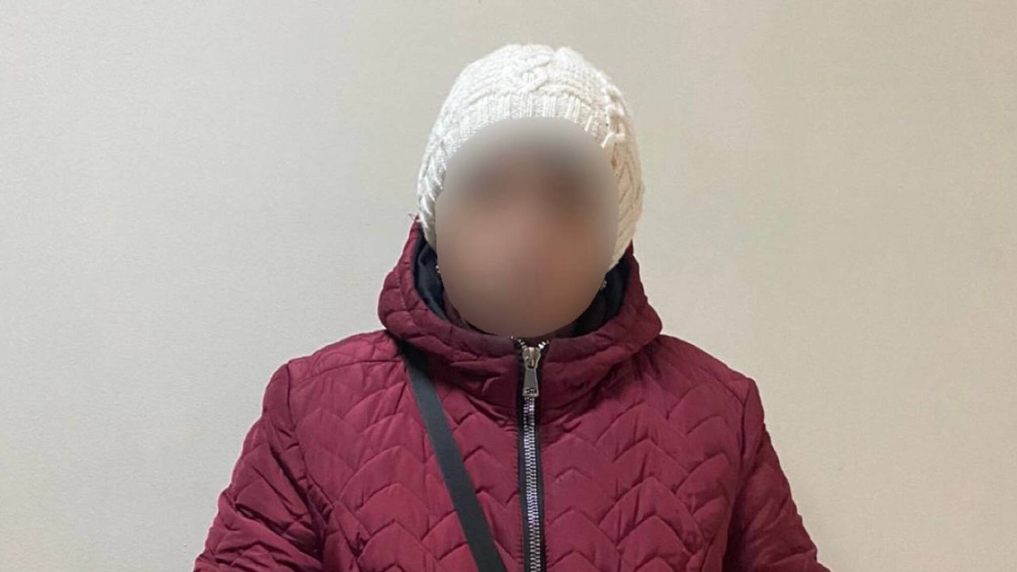 Селила россиян в заброшенные дома и раздавала пропагандистские газеты: на Харьковщине разоблачили коллаборантку