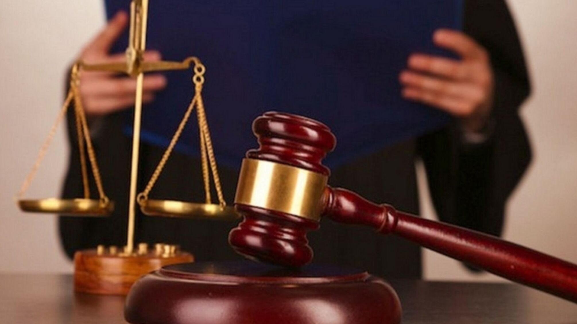 Изнасиловал 68-летнюю женщину и забил ее до смерти: в Киевской области мужчину приговорили к 13 годам