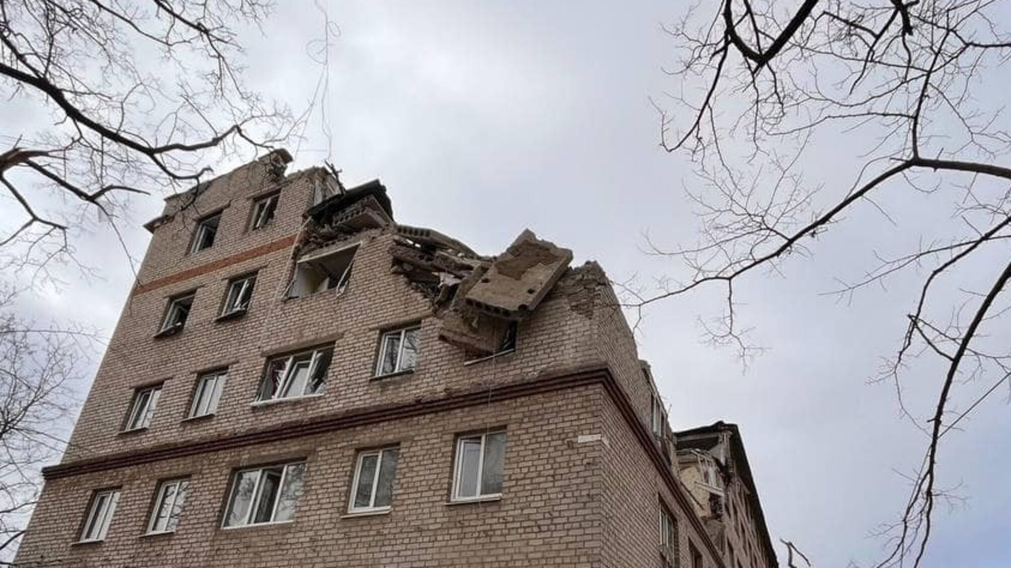 Россияне нанесли ракетный удар по центру Краматорска: подробности от мэра (фото)
