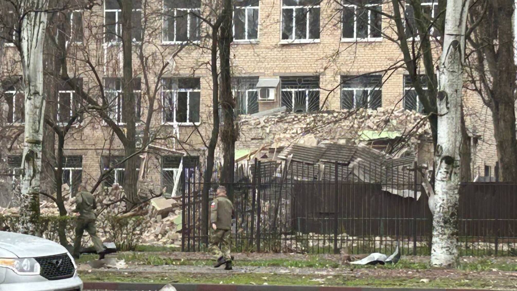 В Мелитополе – мощный взрыв: уничтожено захваченное россиянами здание (фото)