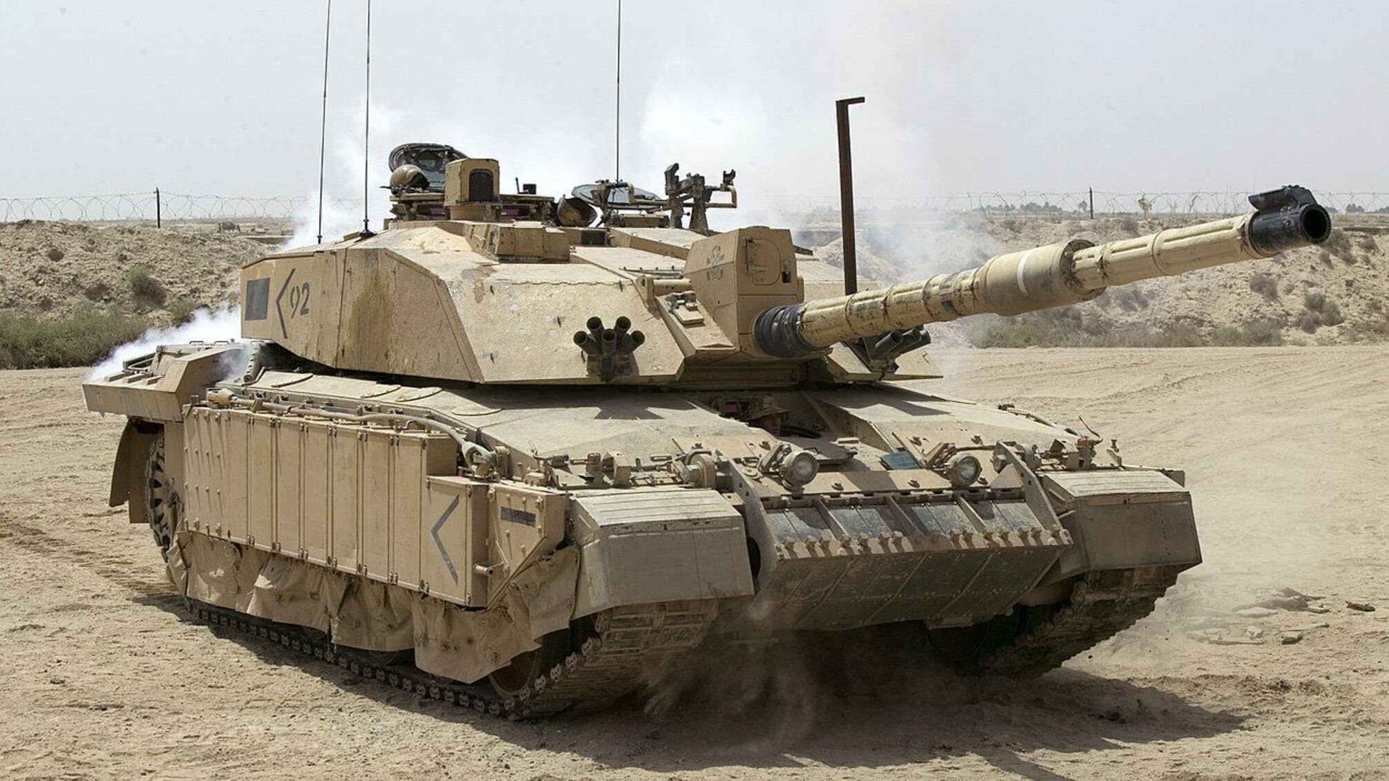 Танк Challenger 2