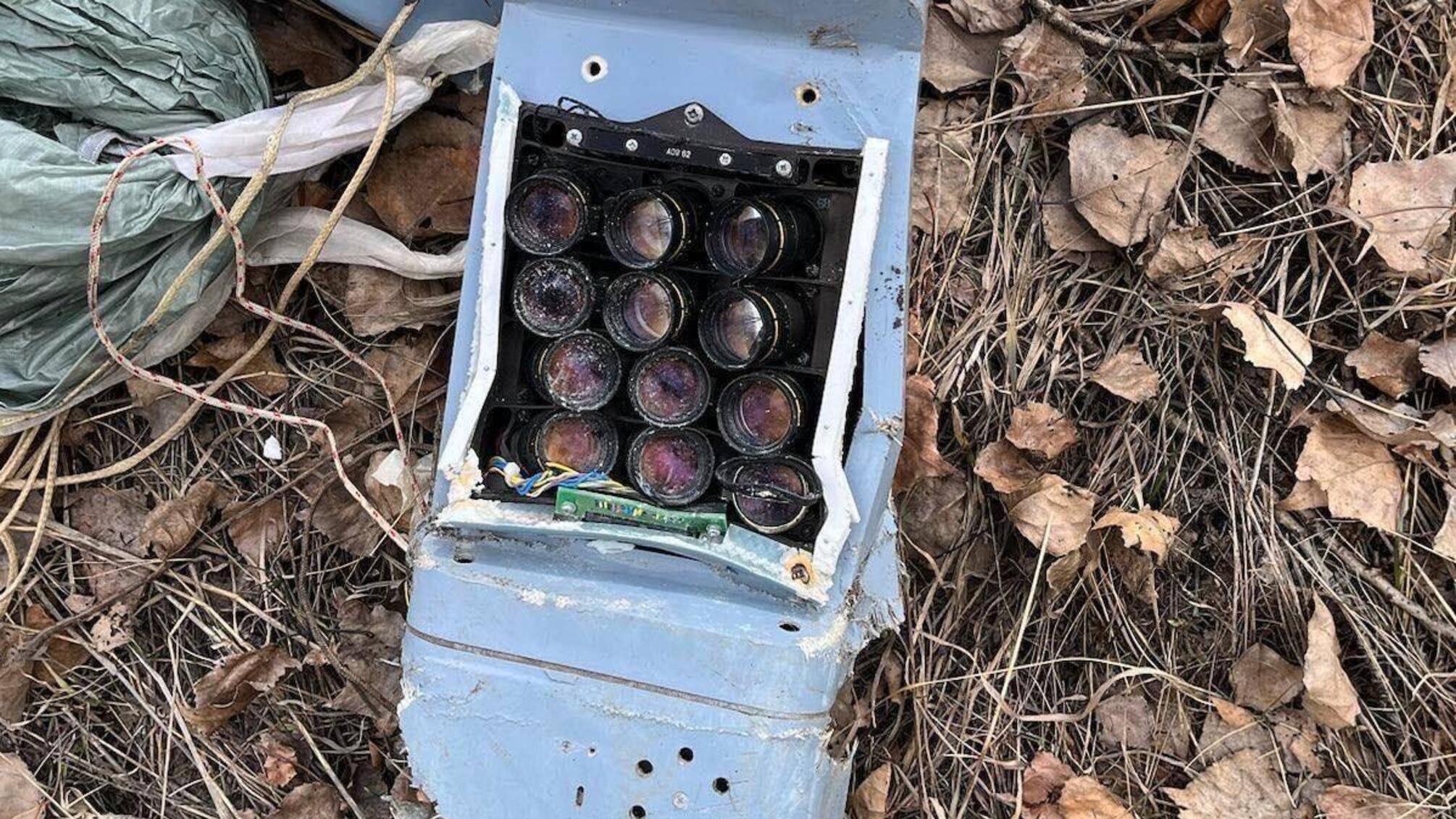 Воины-десантники 'приземлили' беспилотный авиационный комплекс ФСБ россии 'Картограф'