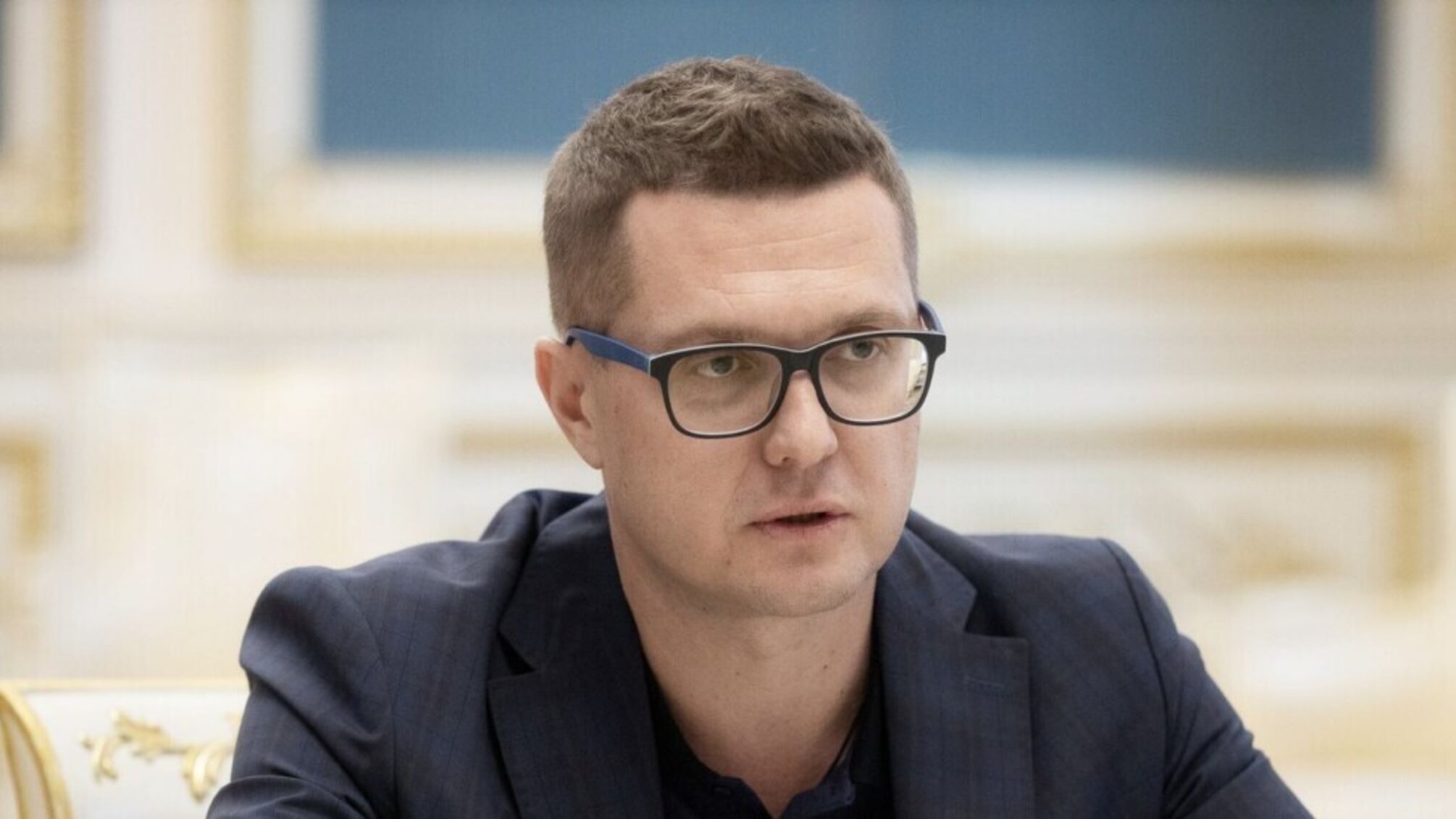  колишній керівник СБУ Іван Баканов  у справі щодо окупації України та перебуває під слідством