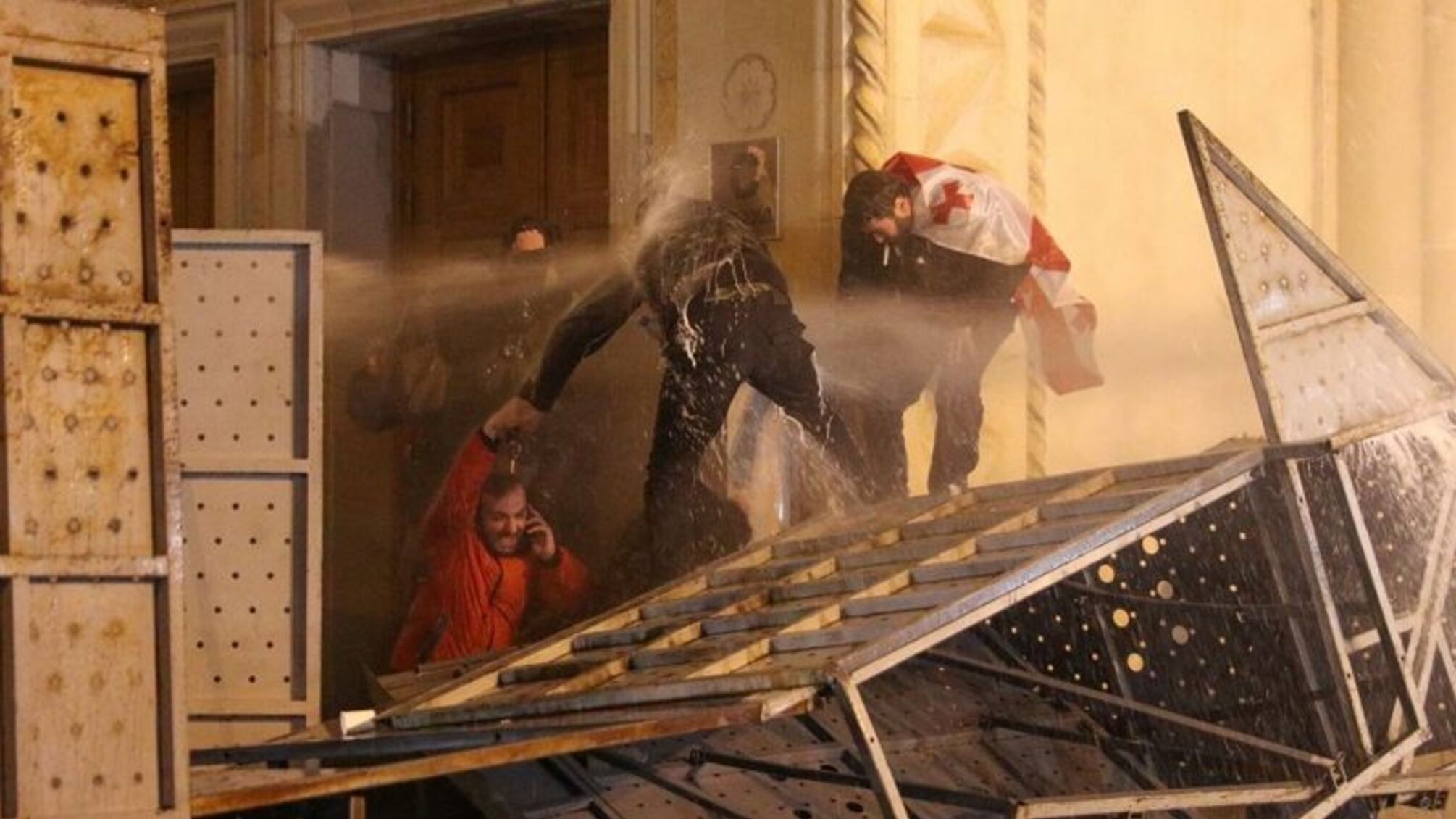 Протесты из Грузии