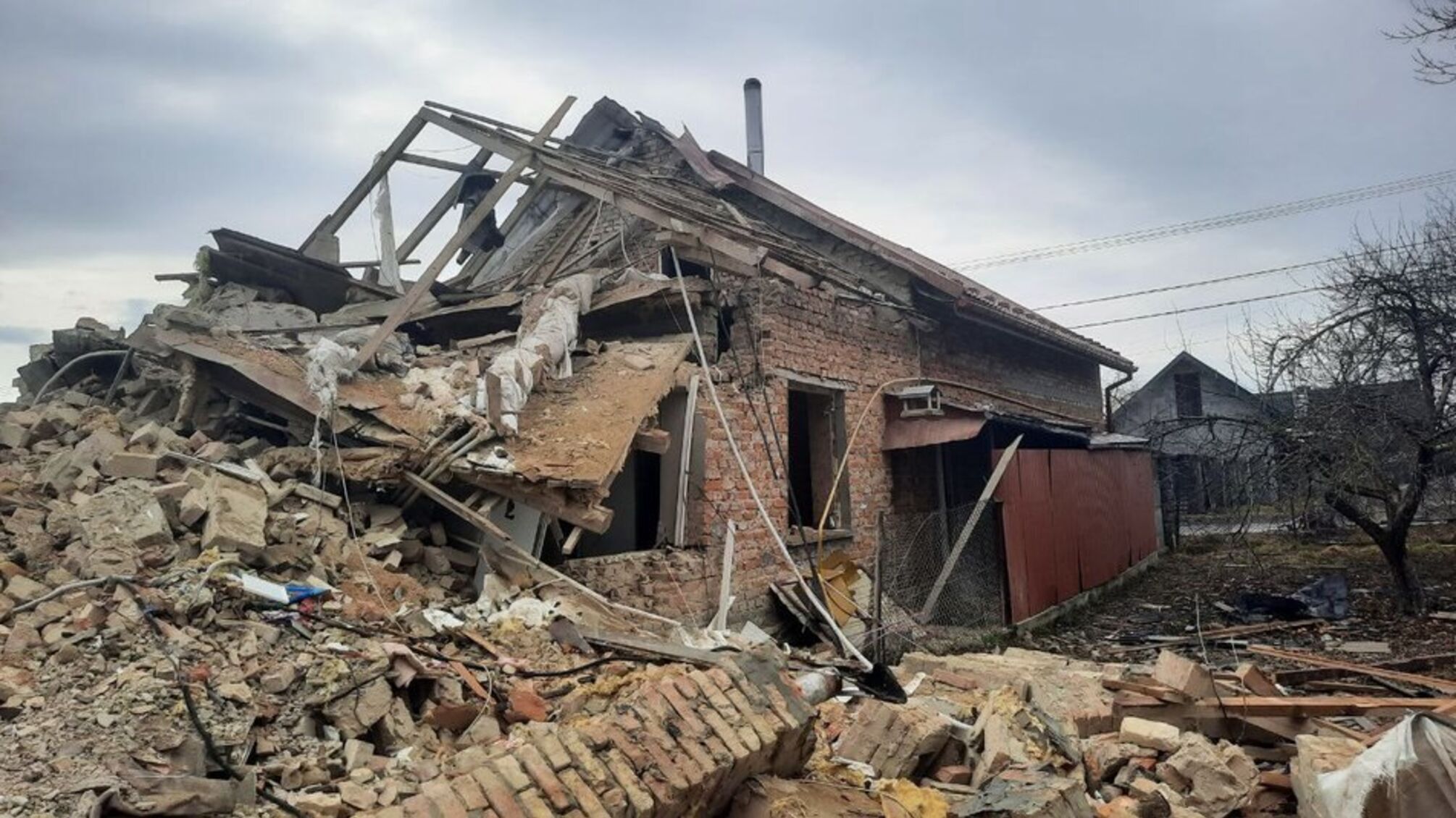 Наслідки ракетного удару на Львівщині