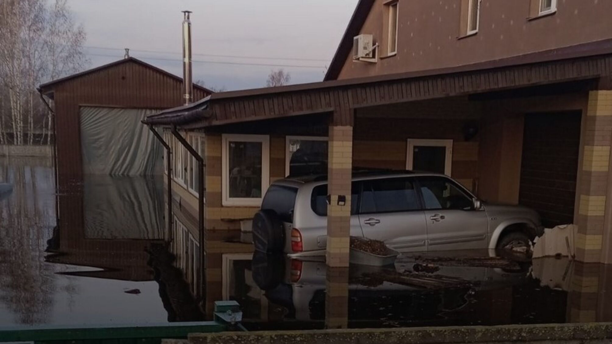 Гомель – під водою: місто затопило, місцевих евакуювали