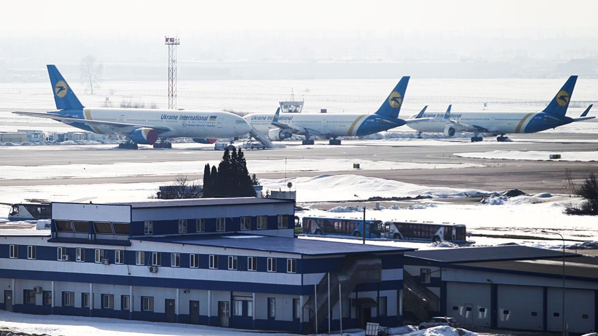 Над Украиной, вероятно, не будут летать гражданские самолеты до 2029 года, – Евроконтроль