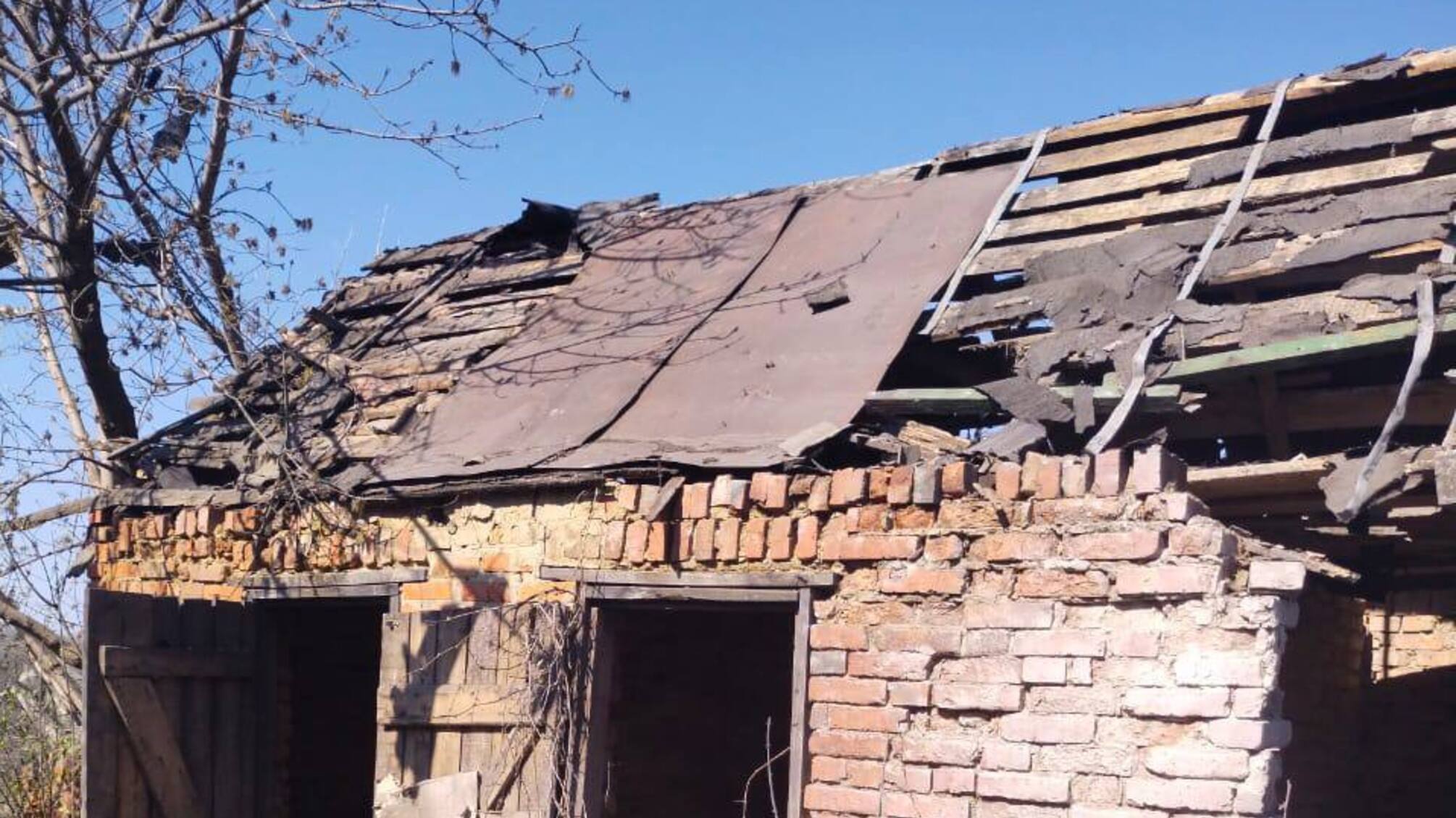 Росіяни обстріляли Харківщину: зруйновано цивільне підприємство (фото)
