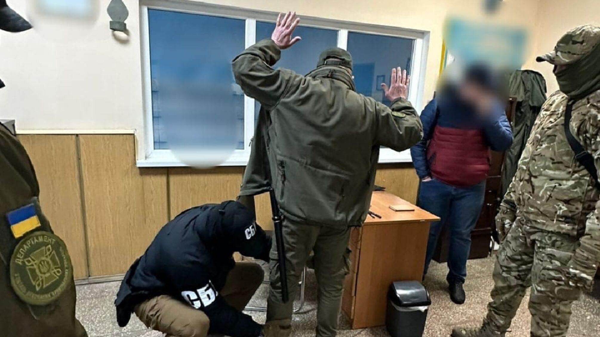 на Київщині викрито інспектора виправної колонії, який збував наркотики засудженим