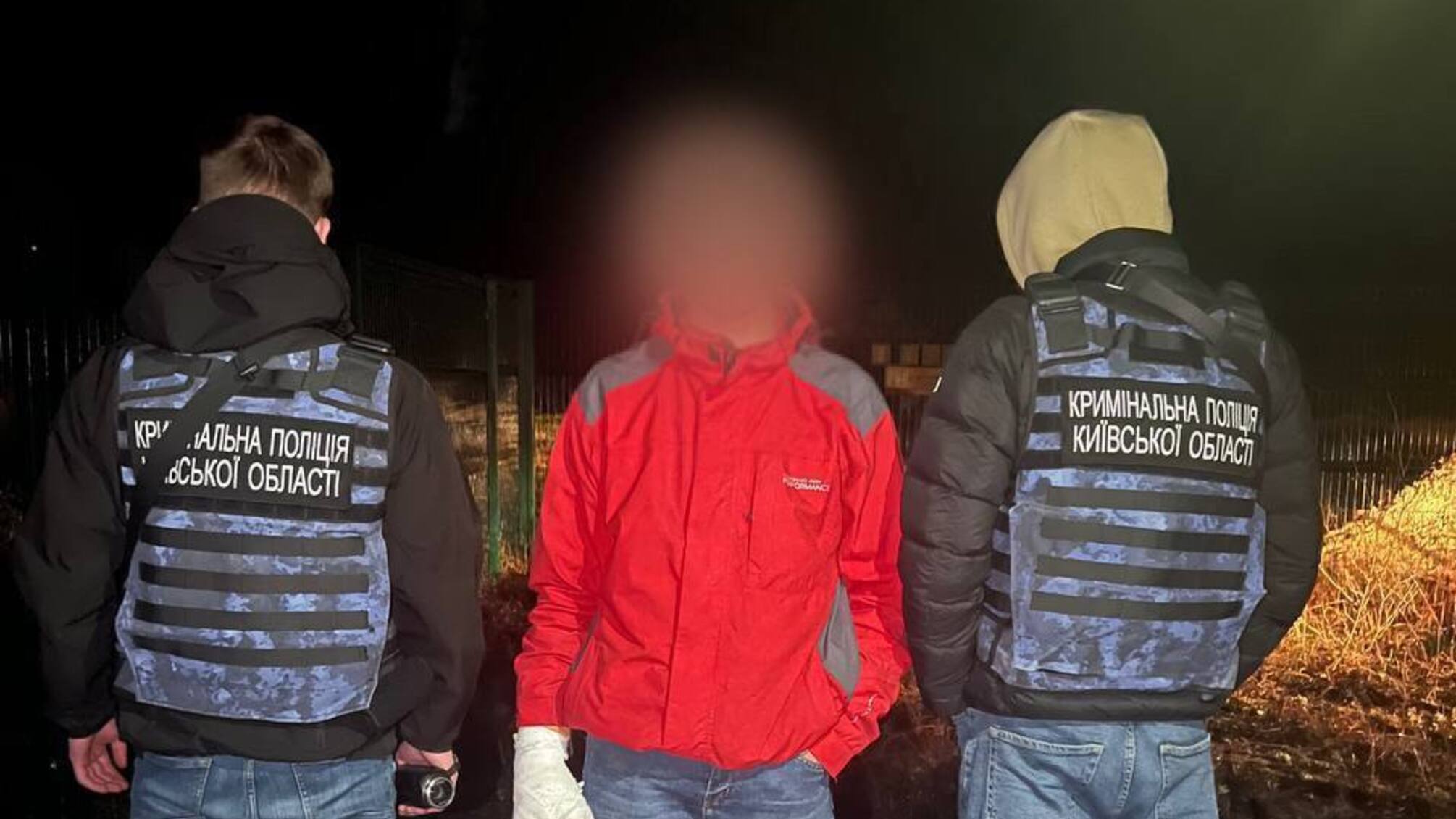 Підлітки на Київщині знімали на камеру побиття неповнолітнього