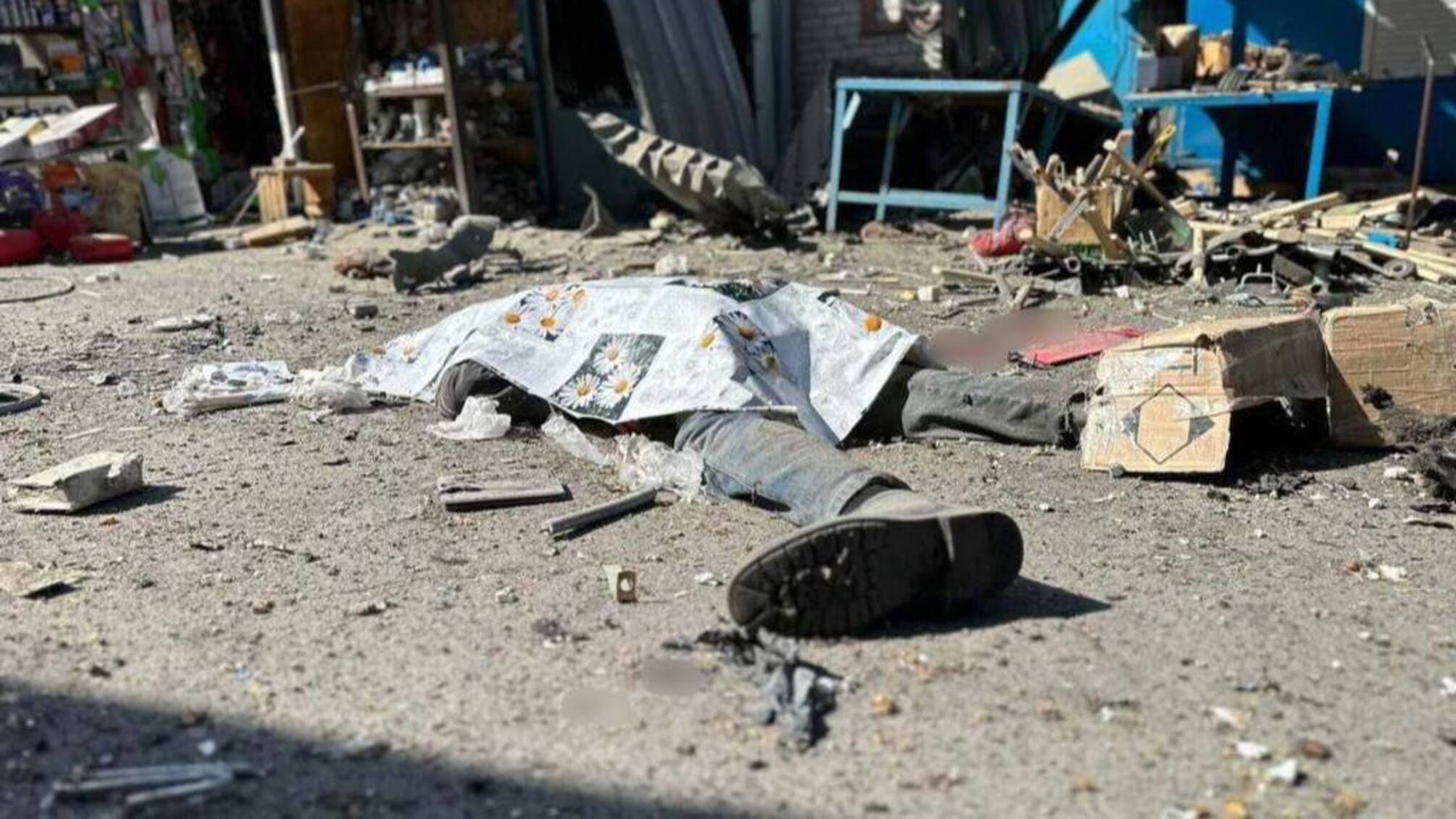 Наслідки обстрілу Херсона, 18 квітня, 2023