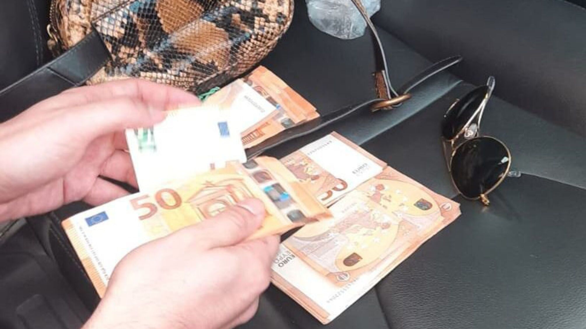 Буковина гроші