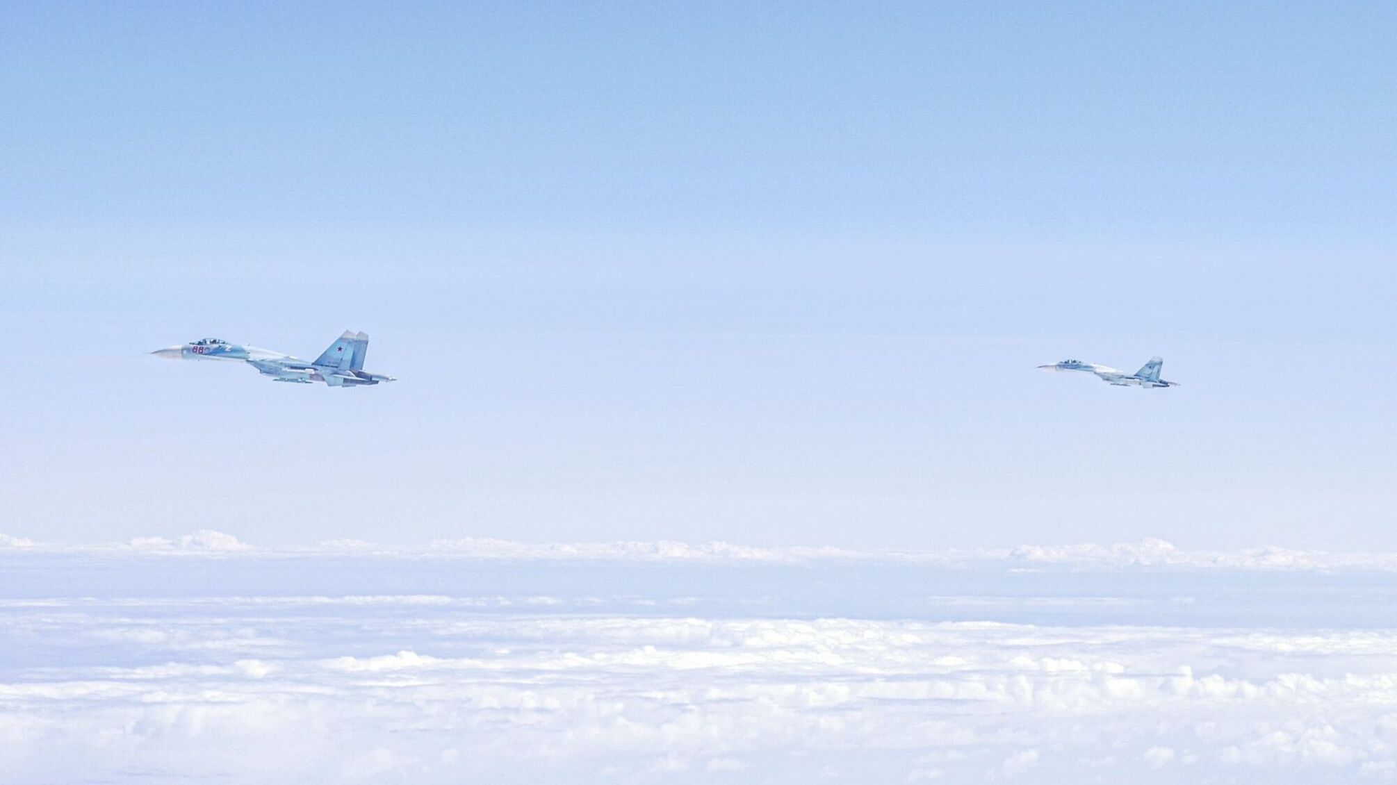 Над Балтійським морем сили НАТО перехопили три російські військові літаки: подробиці