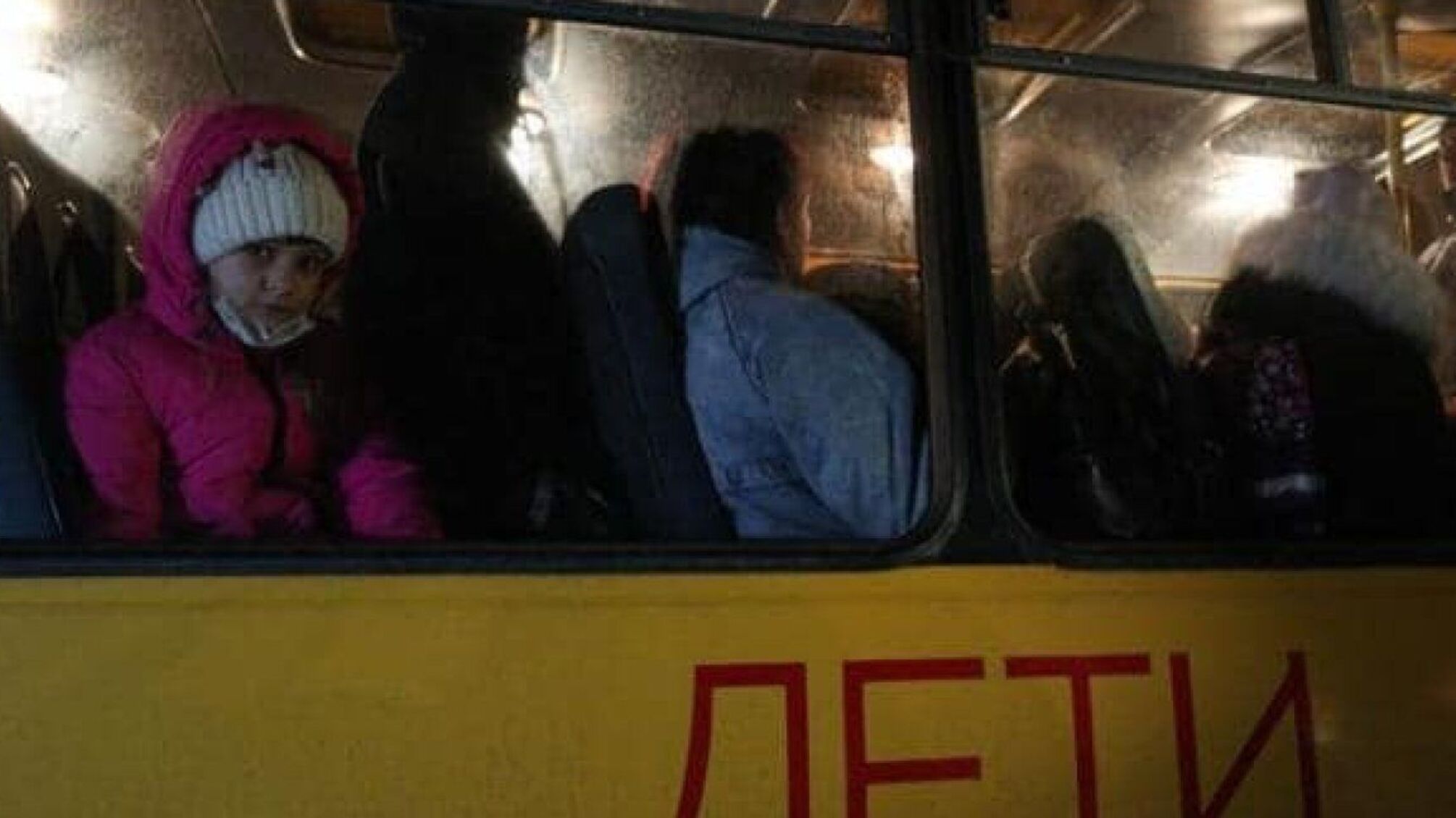 Без згоди батьків: лікар з рф стверджує, що на українських дітях тестували новий препарат