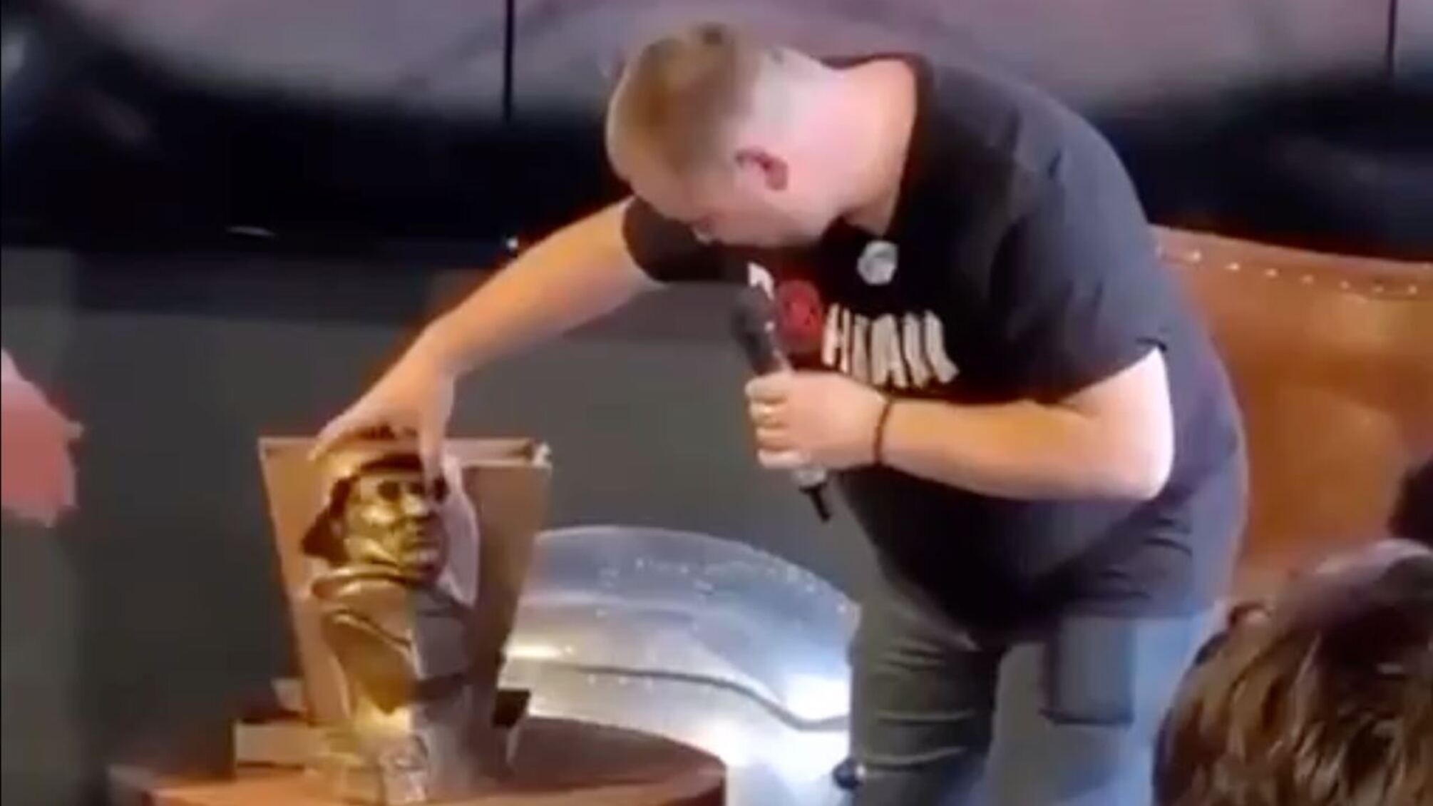 Татарский за мгновение до взрыва