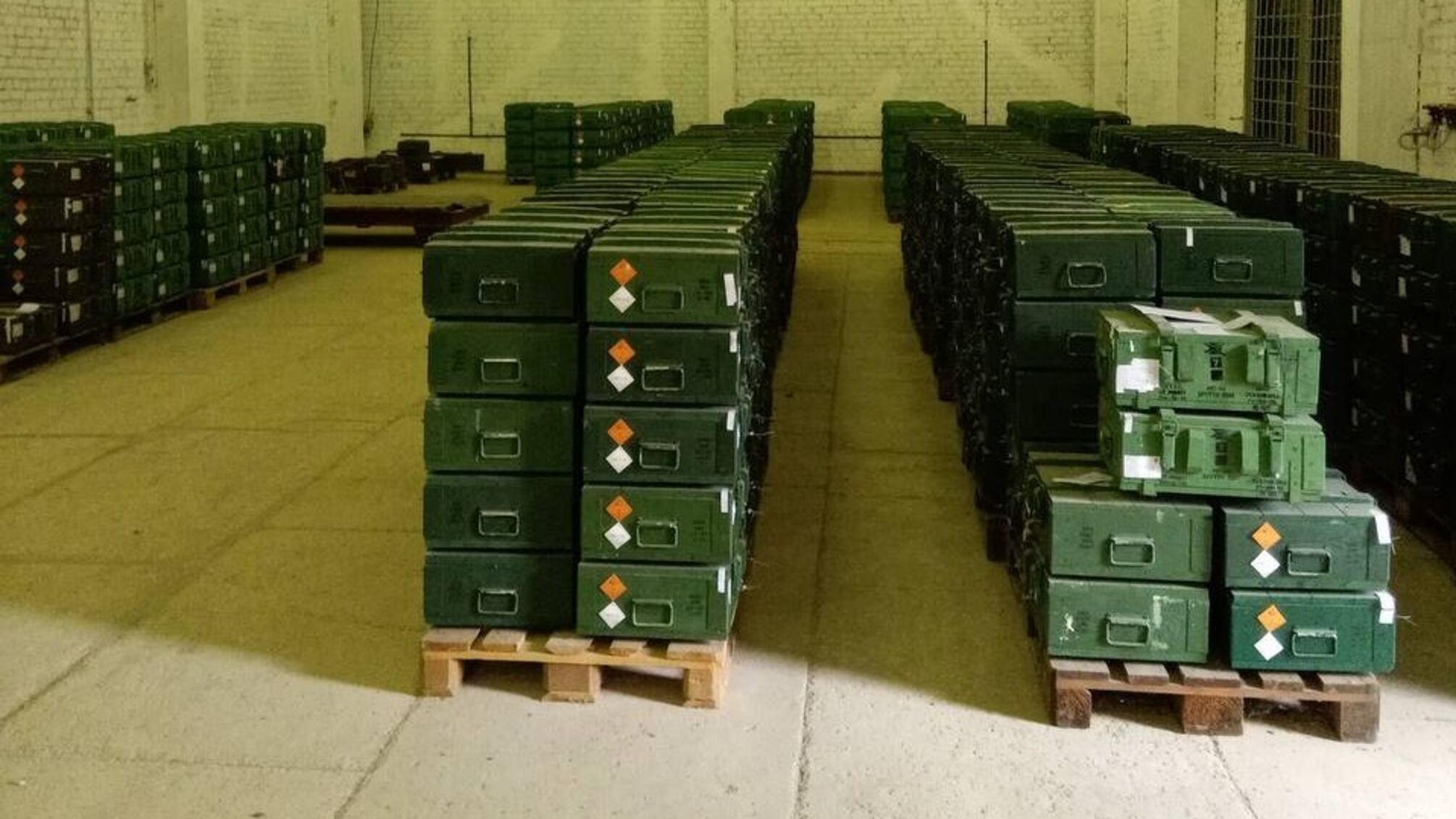 Изготовлено уже более 100 тысяч: 'Украинская бронетехника' на всех парах производит 60-мм мины для ВСУ
