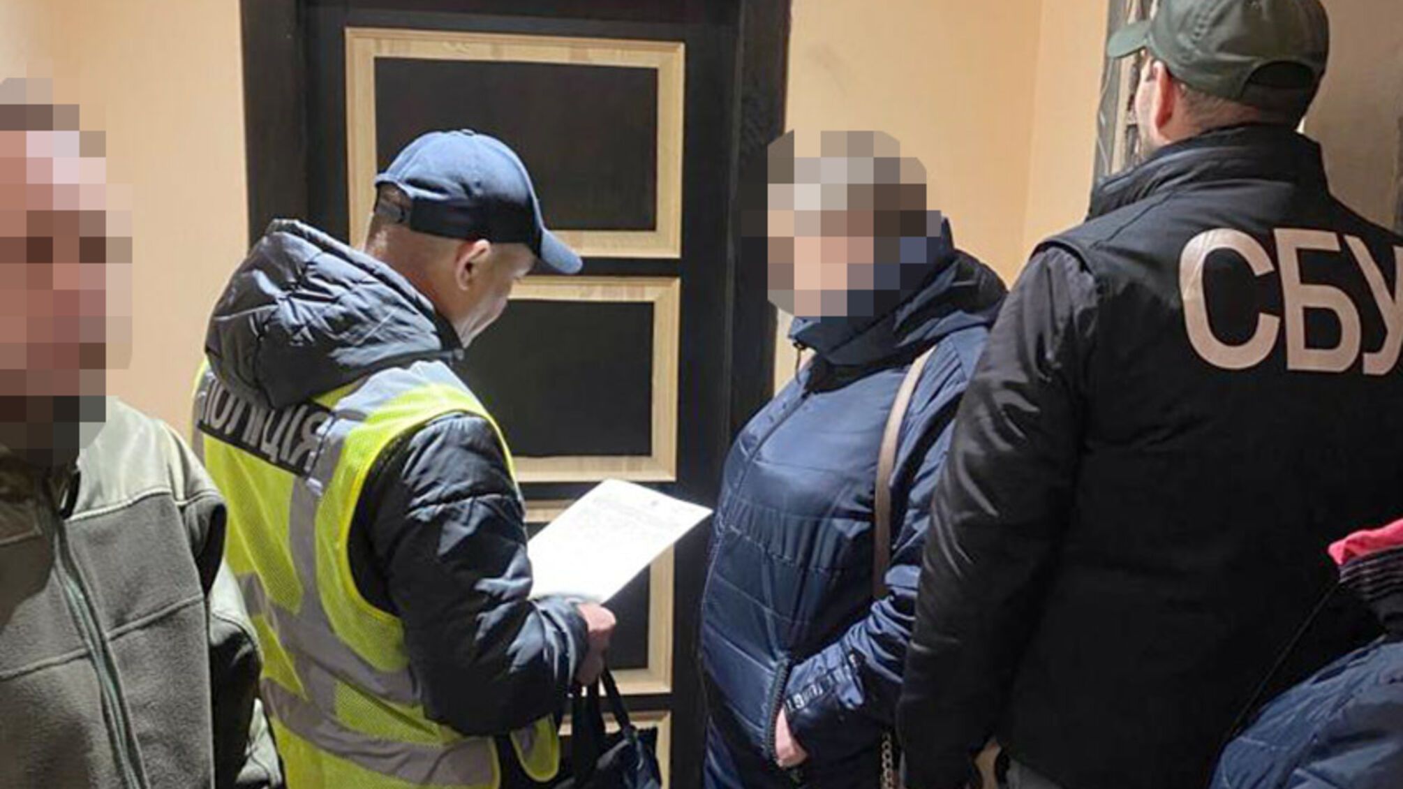 У Хмельницькому підприємці продавали тактичні аптечки для ЗСУ