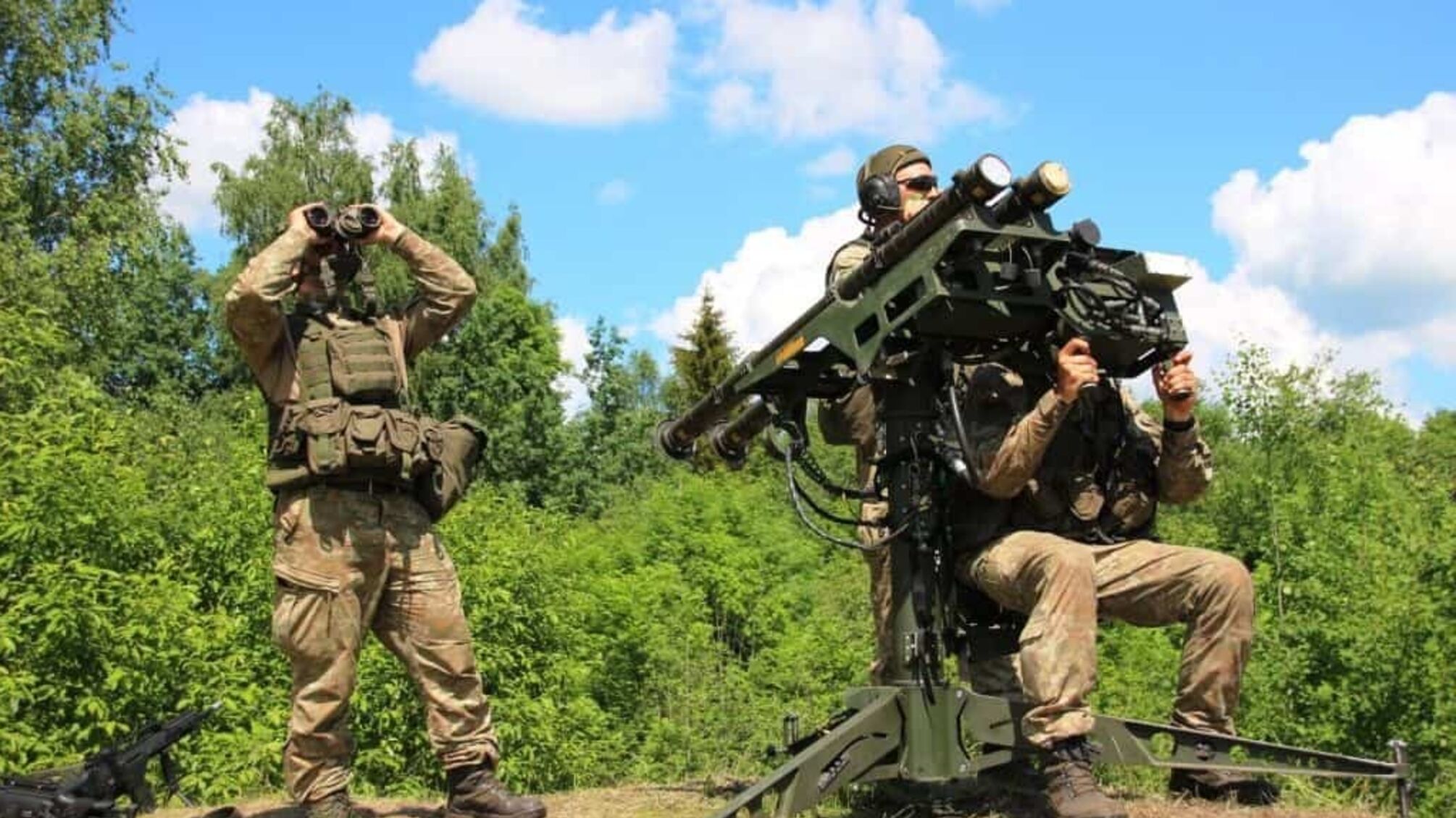 Инструкторы из Литвы учат ВСУ пользоваться ПЗРК Stinger