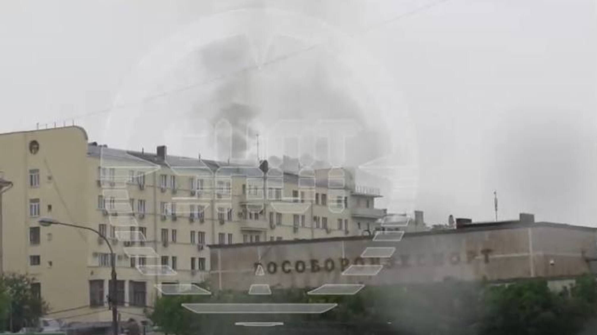 В росії горить будівля військкомату