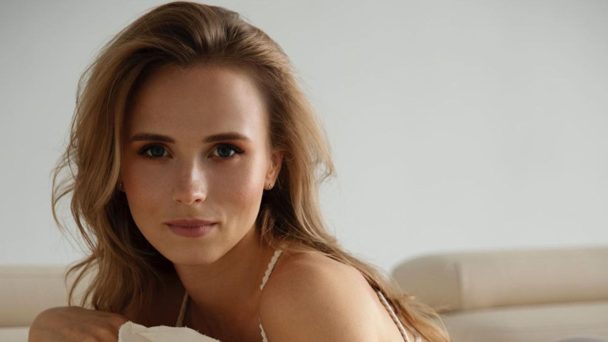 Українська акторка Анна Кошмал