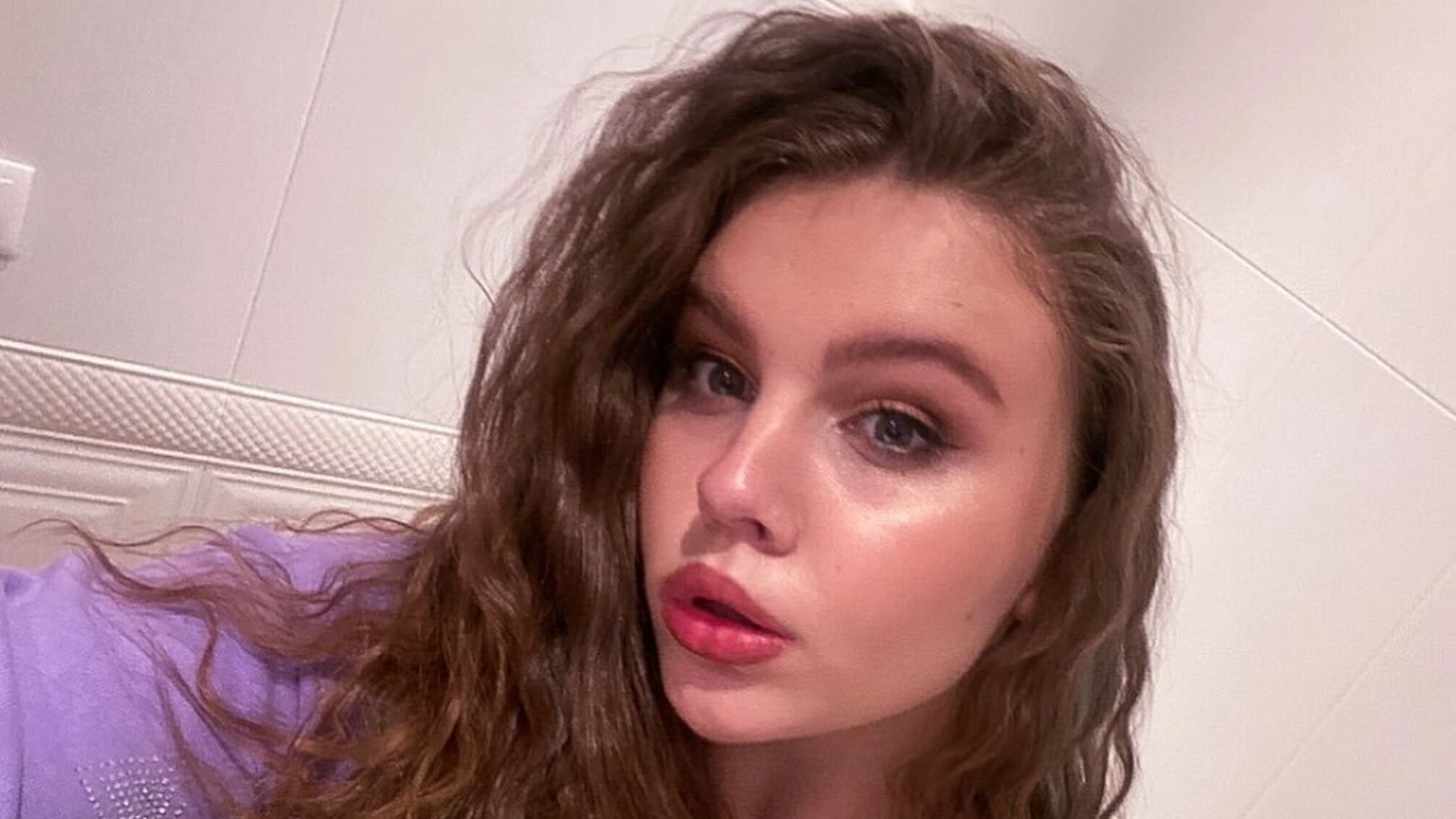 17-летняя дочь Фреймут продемонстрировала смелый образ (фото)