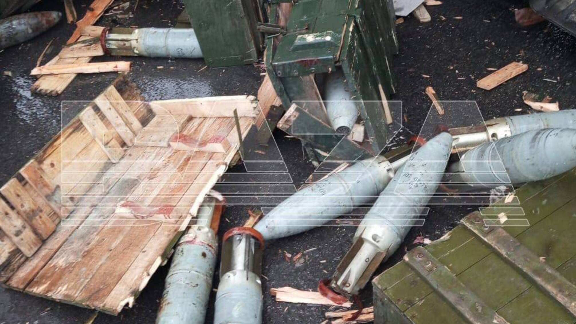 Разбросанные в результате ДТП снаряды