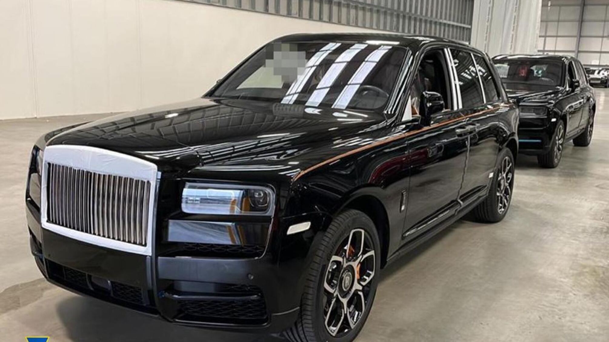 СБУ разоблачила бизнесмена из Львова, который в обход санкций поставлял в РФ «Роллс-Ройсы» и «Майбахи»