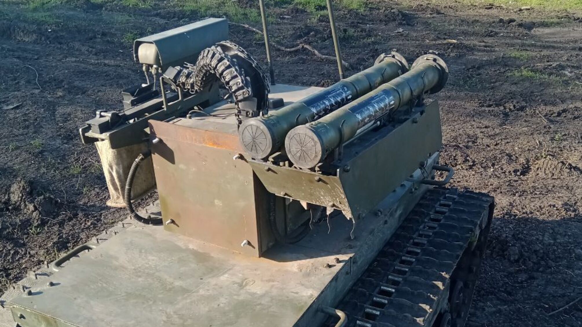 Росіяни показали свій бойовий робот 'Платформа-М' у 'дії' (відео)