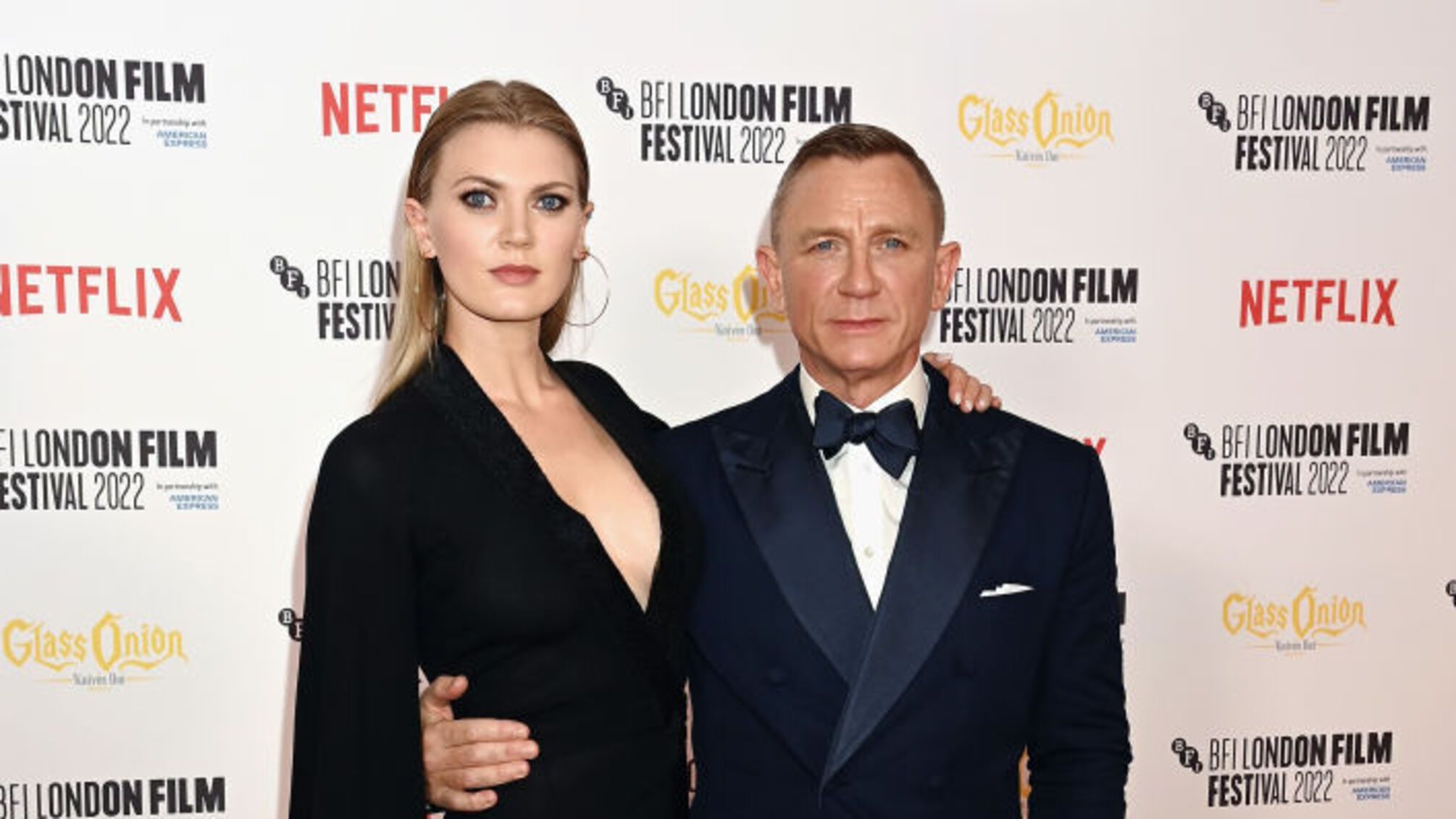 'У вас точно есть 007': в сети появились фото дочери 'Джеймса Бонда'