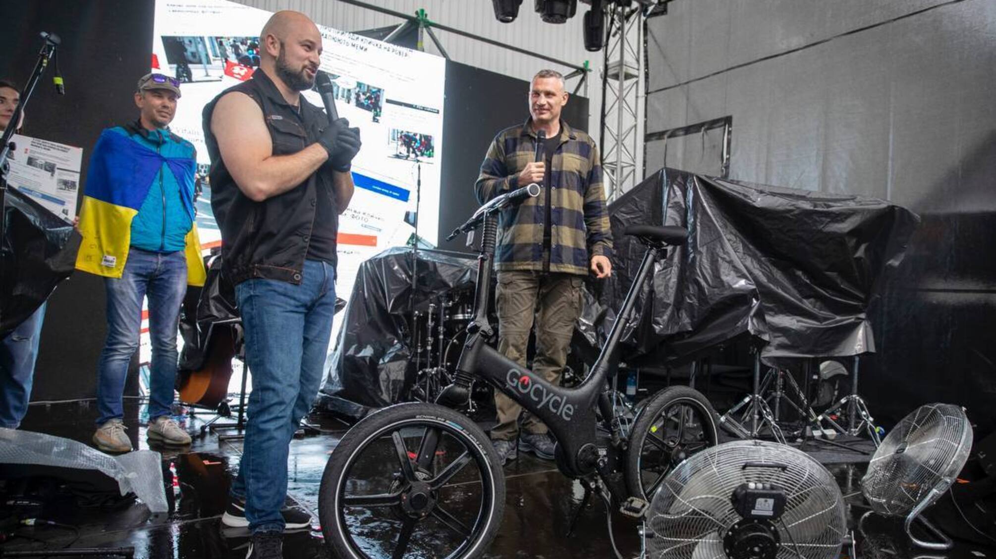 Деньги за проданный велосипед пойдут на покупку дронов для ВСУ