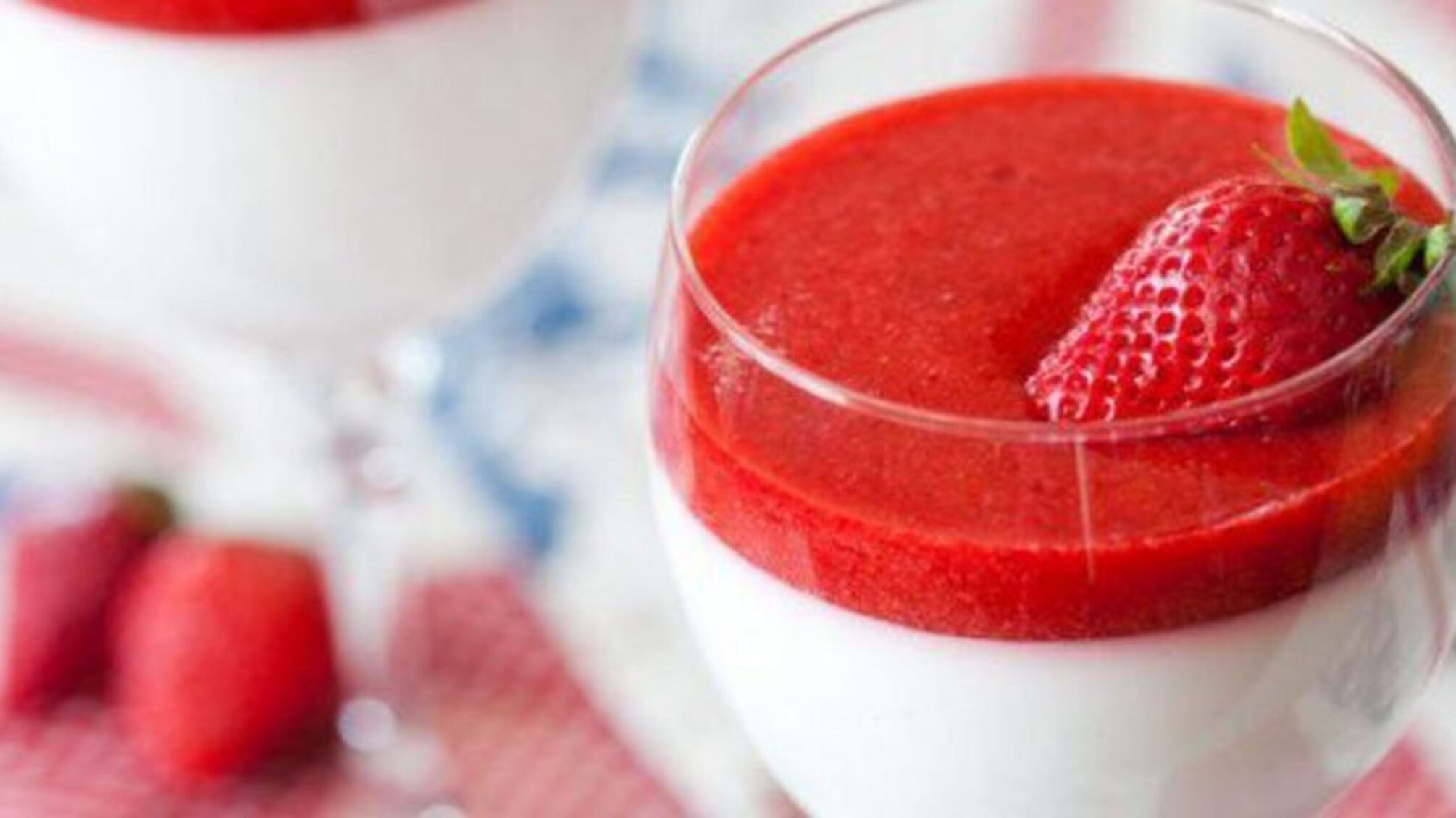 Полунична панна-кота: простий рецепт десерту, що освіжає