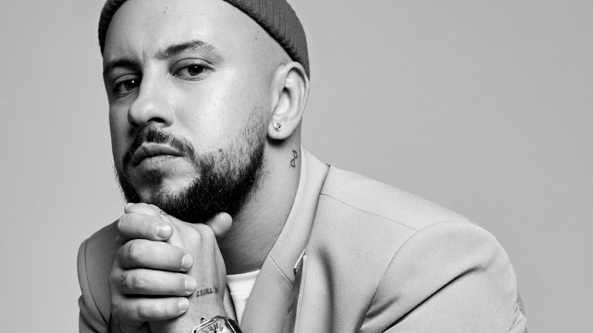 Український співак і продюсер MONATIK 