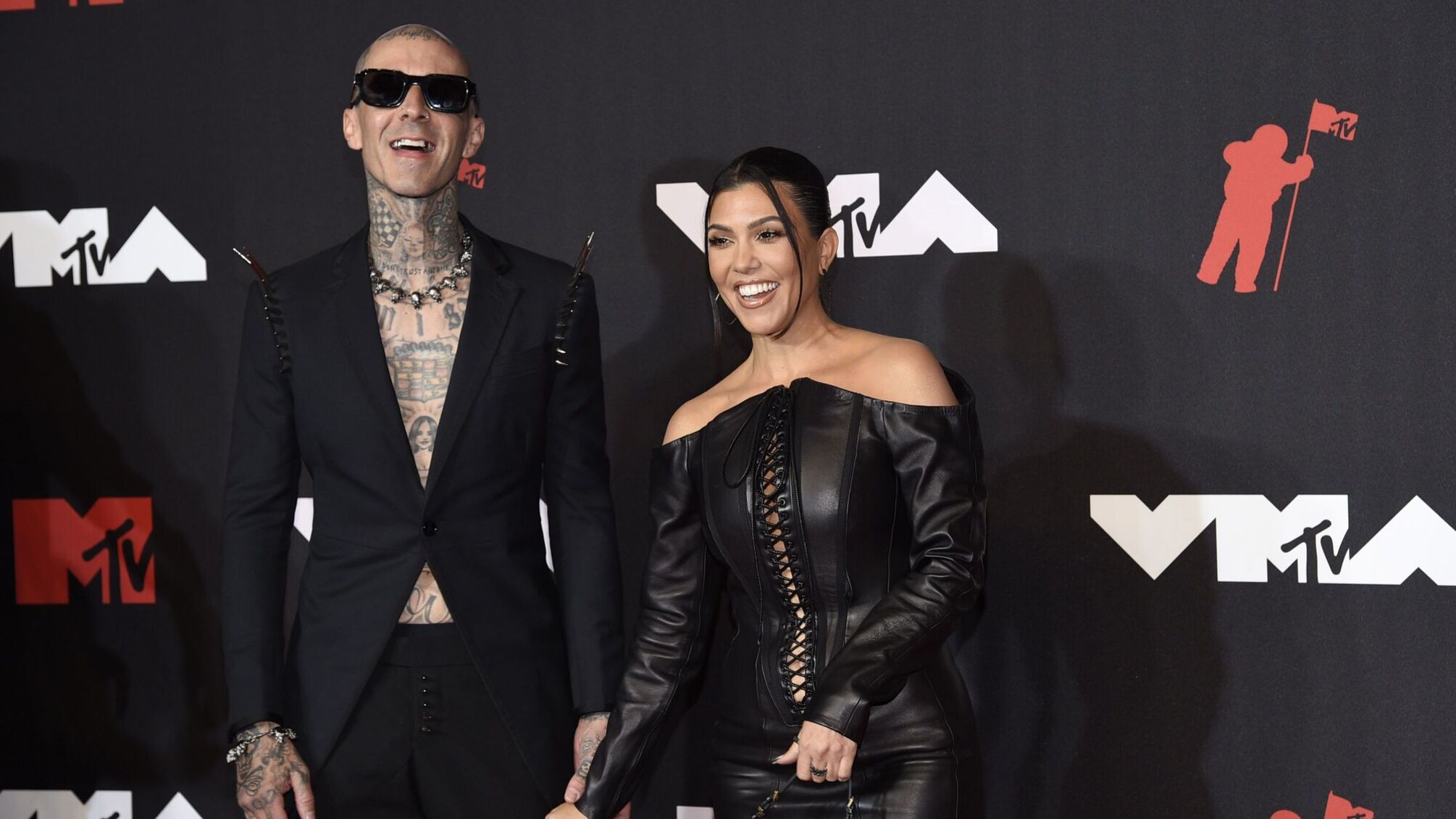 Кортні Кардаш'ян разом з коханим Тревісом Баркером