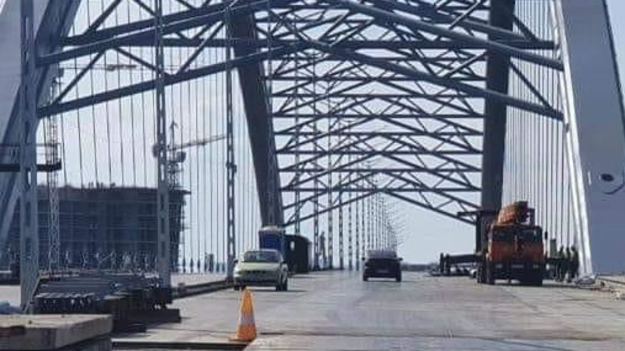 Розкрадання 104 млн грн на будівництві Подільського мосту – ще трьом учасникам схеми оголосили про підзру