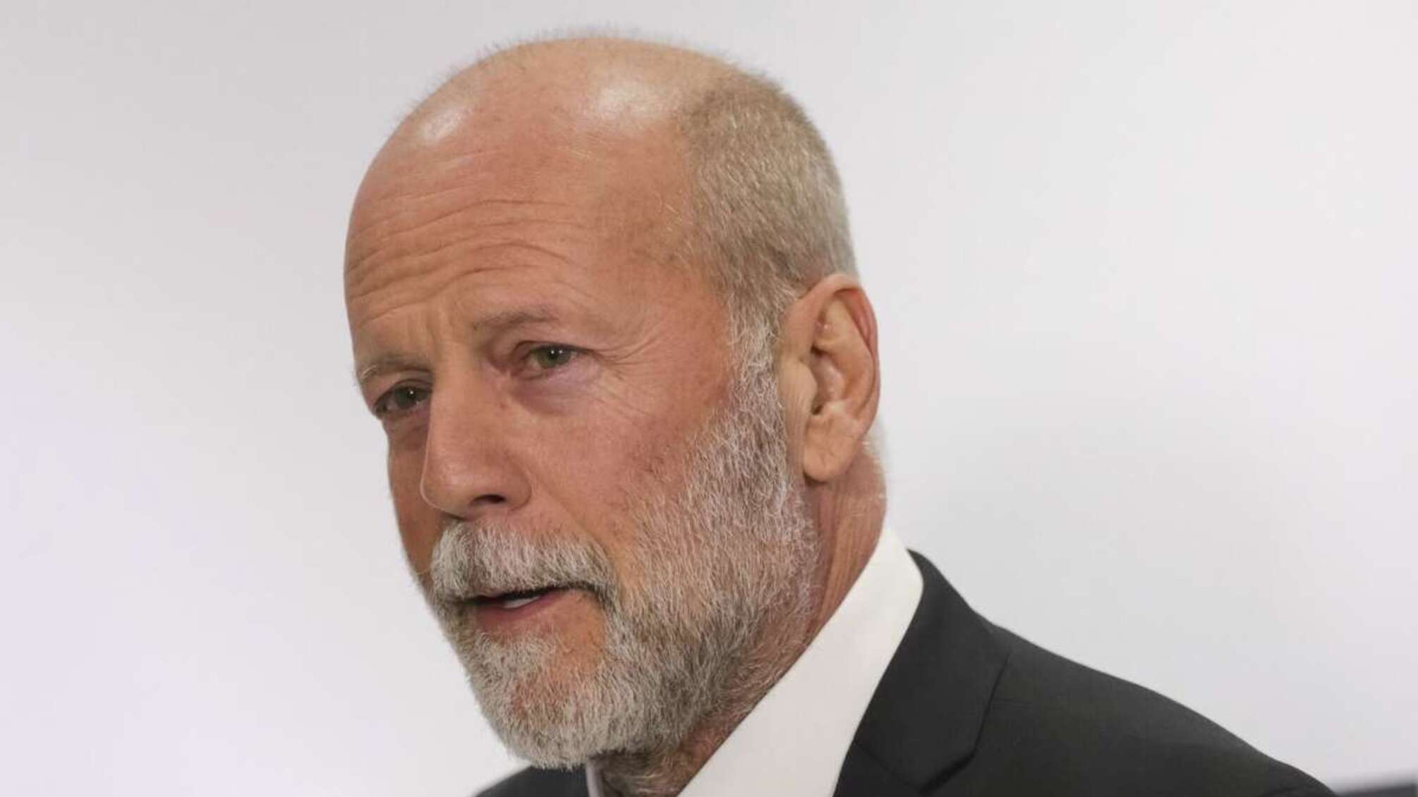 'Соромно, що не забила тривогу раніше': донька Вілліса розповіла про хворобу зіркового батька