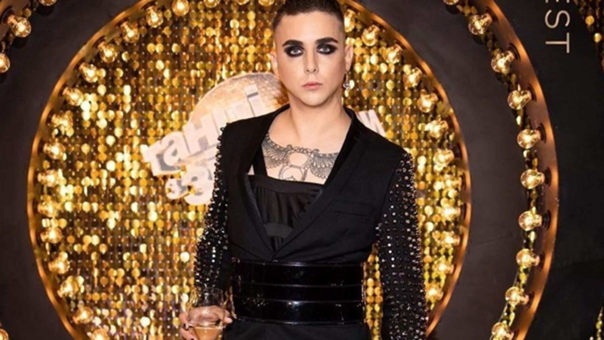 Украинский певец MELOVIN