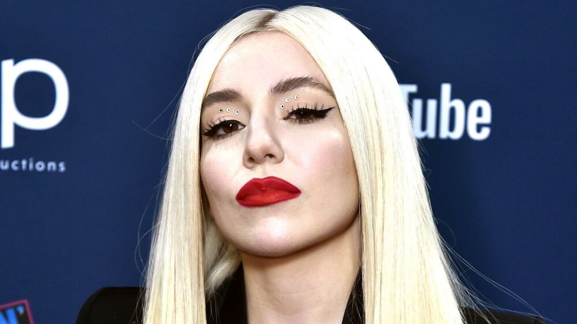 Співачка Ава Макс