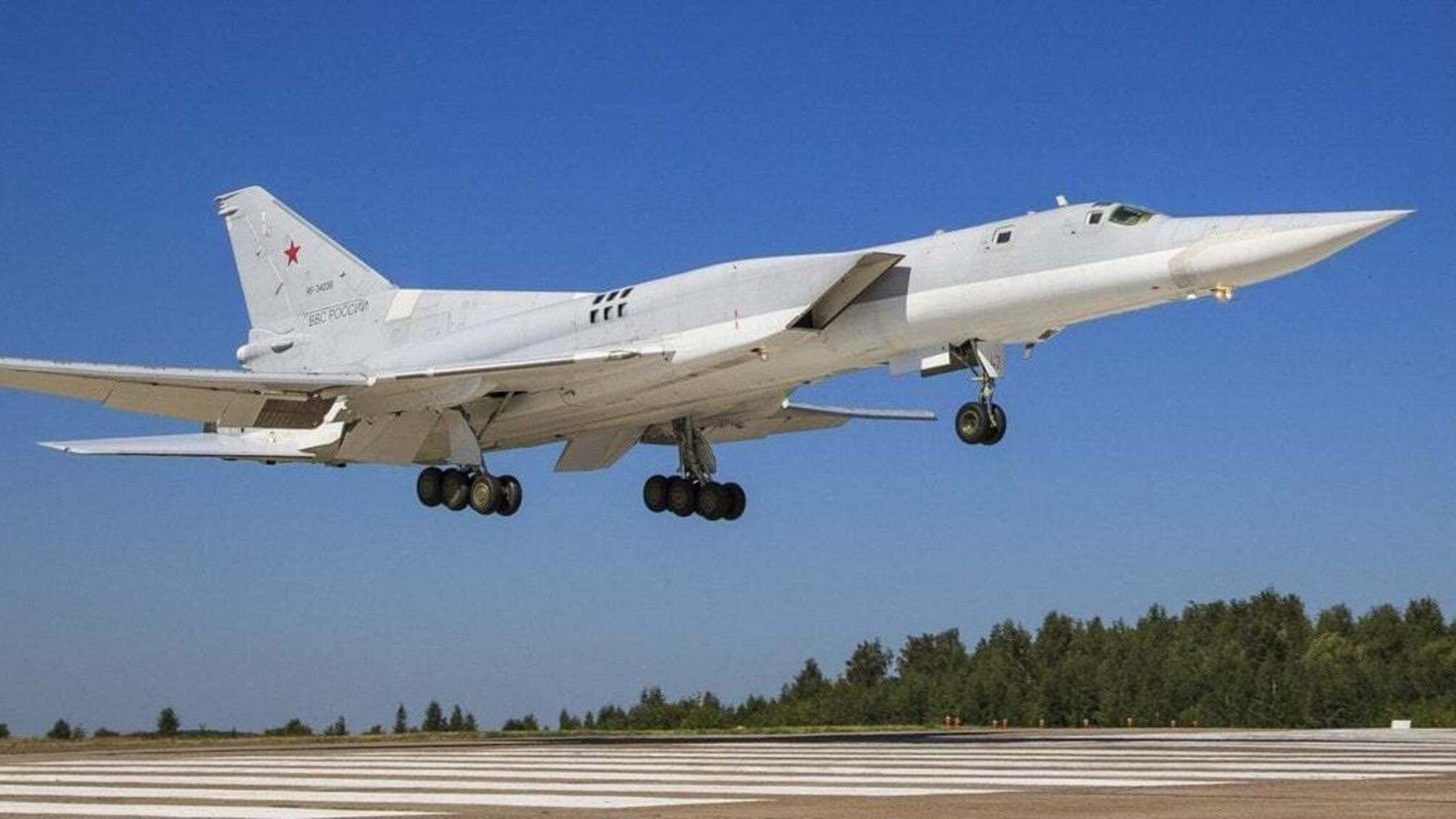 Масштабна тривога через зліт Ту-22м3. Що відомо про бомбардувальник та з якою швидкістю летять ракети ?