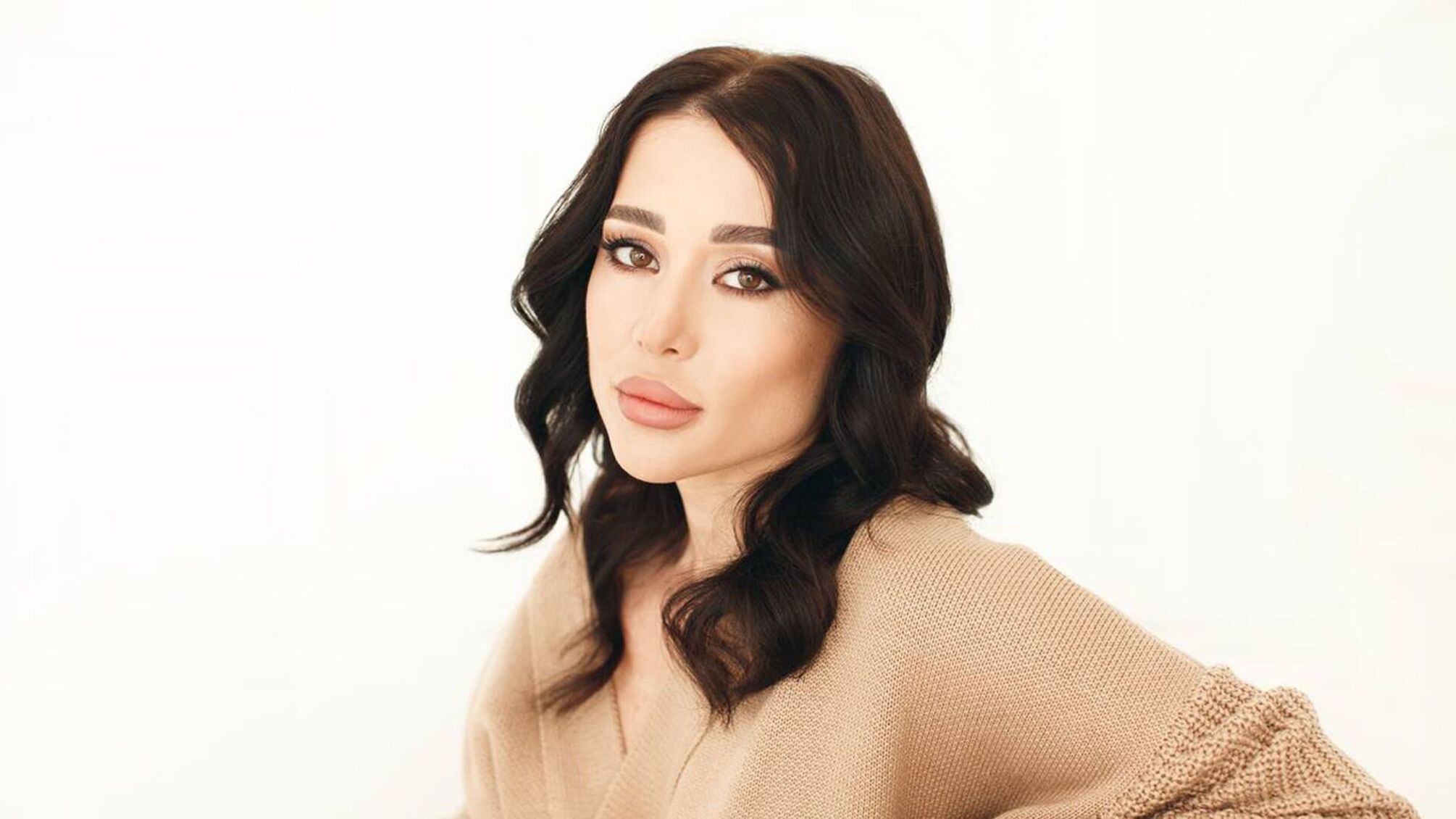 Украинская певица YAROMIYA