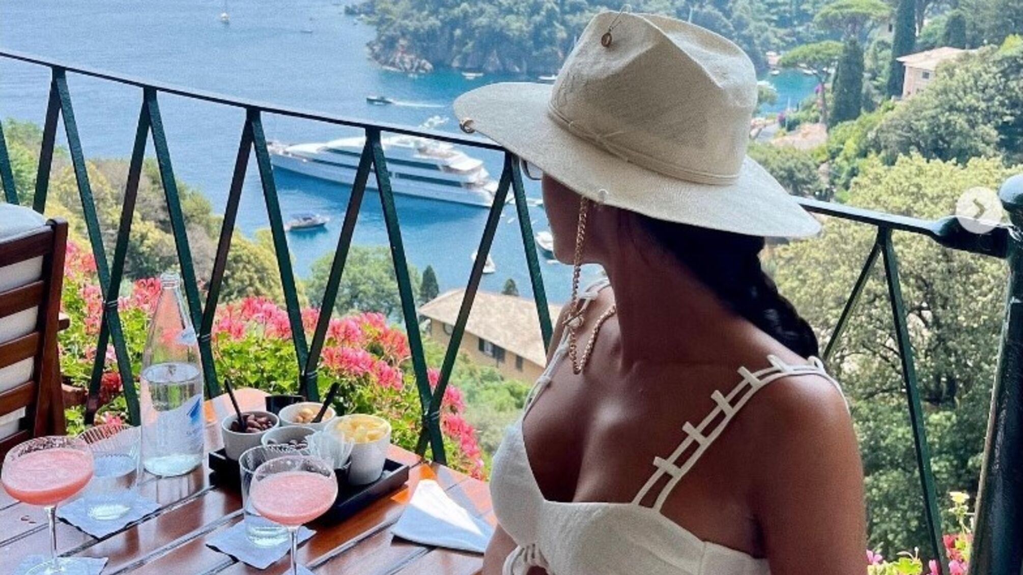 Санта Димопулос на отдыхе в Портафино