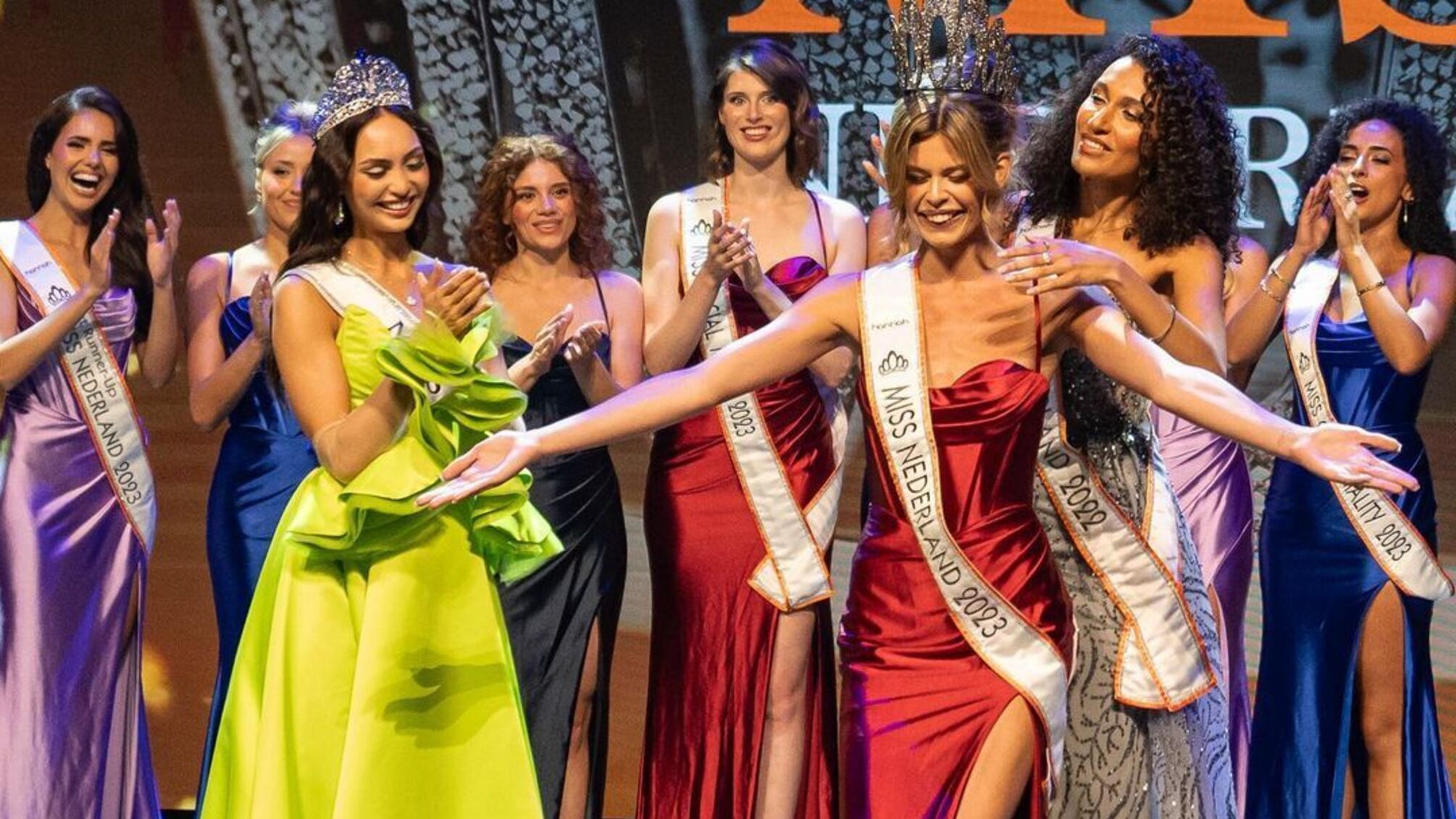 Курорттарда порно көру DIY кабель трекері