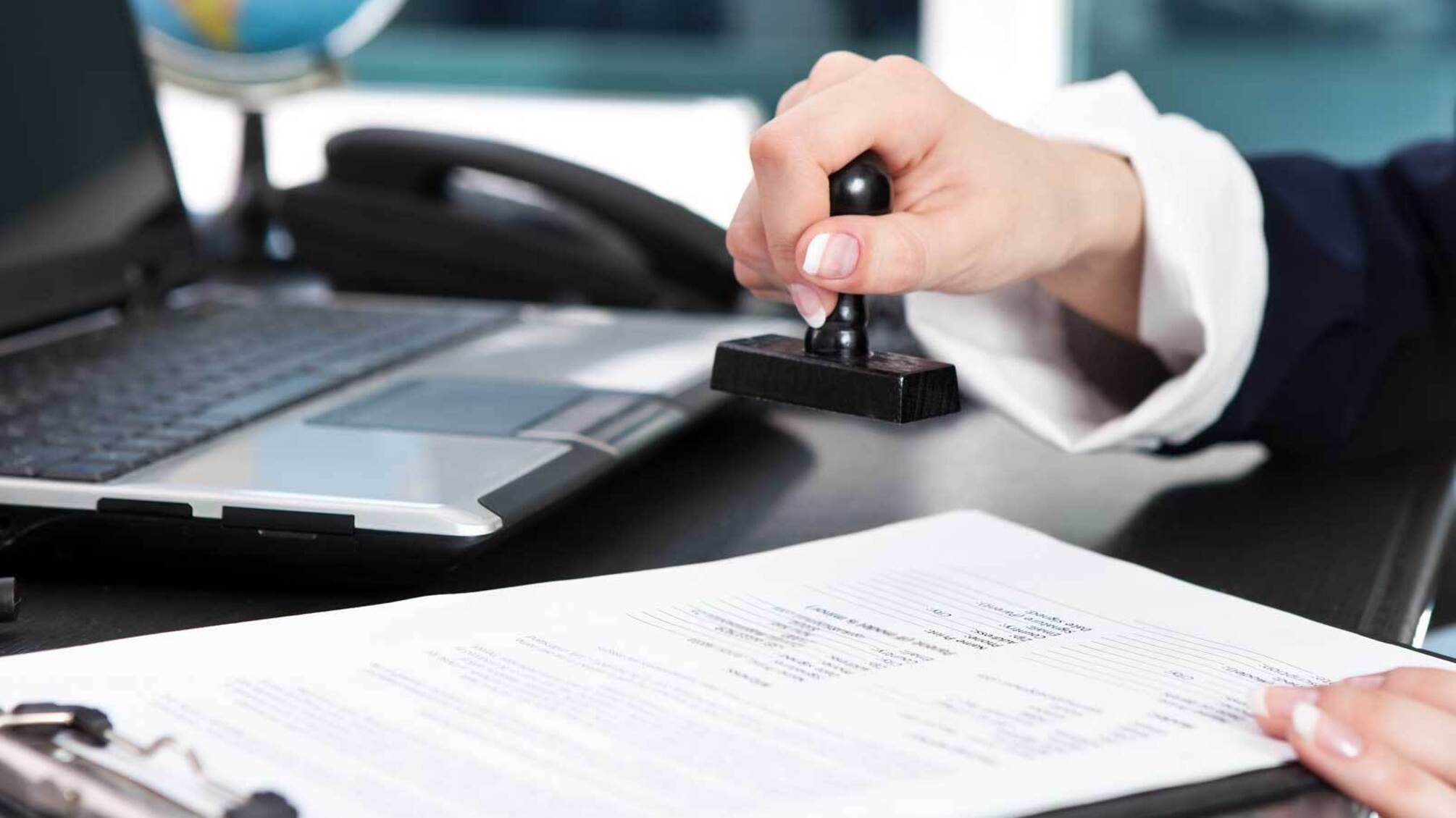 Апостиль на официальных документах: в ДМС введена административная услуга