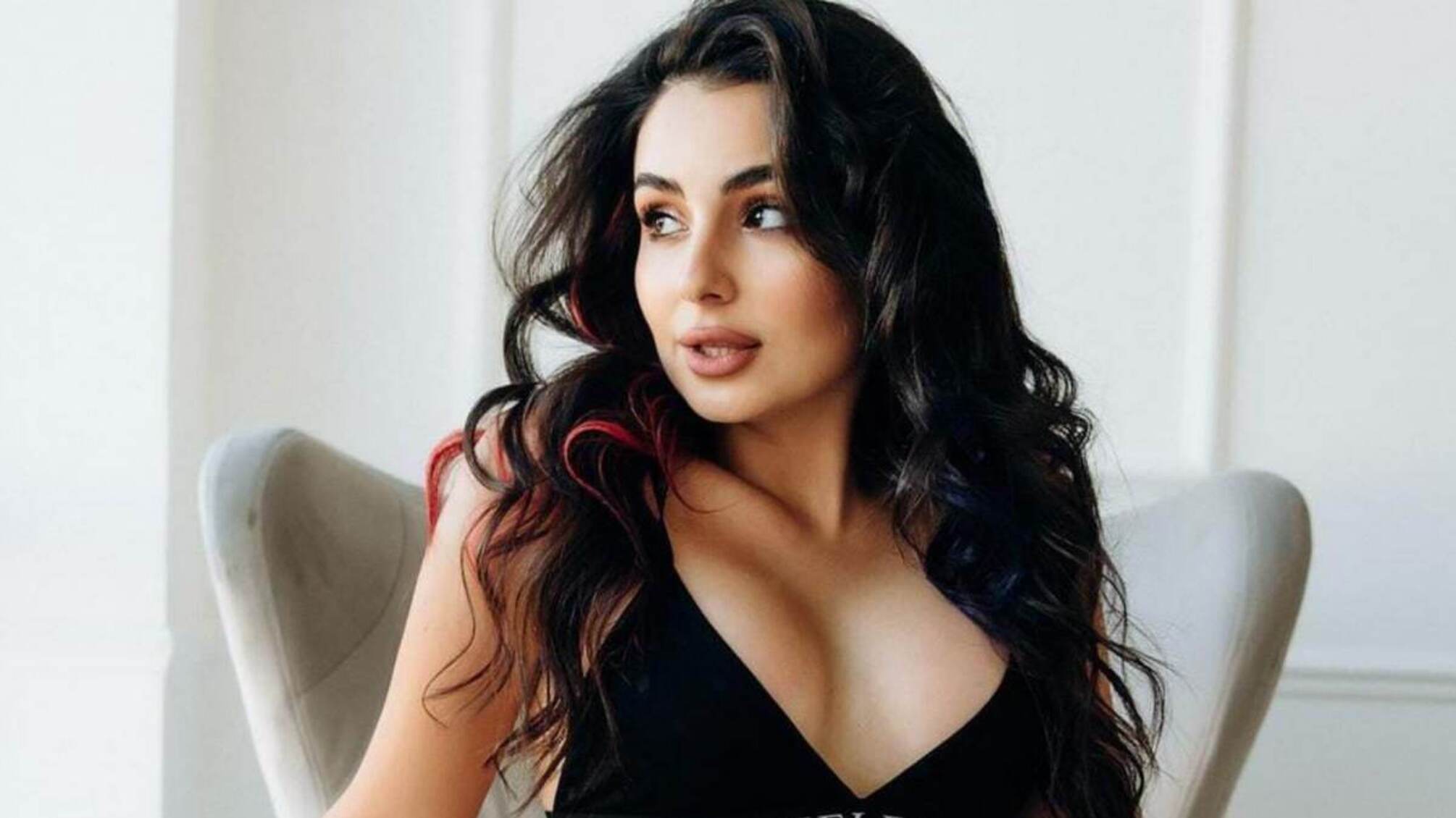 блоггерка Анна Тринчер