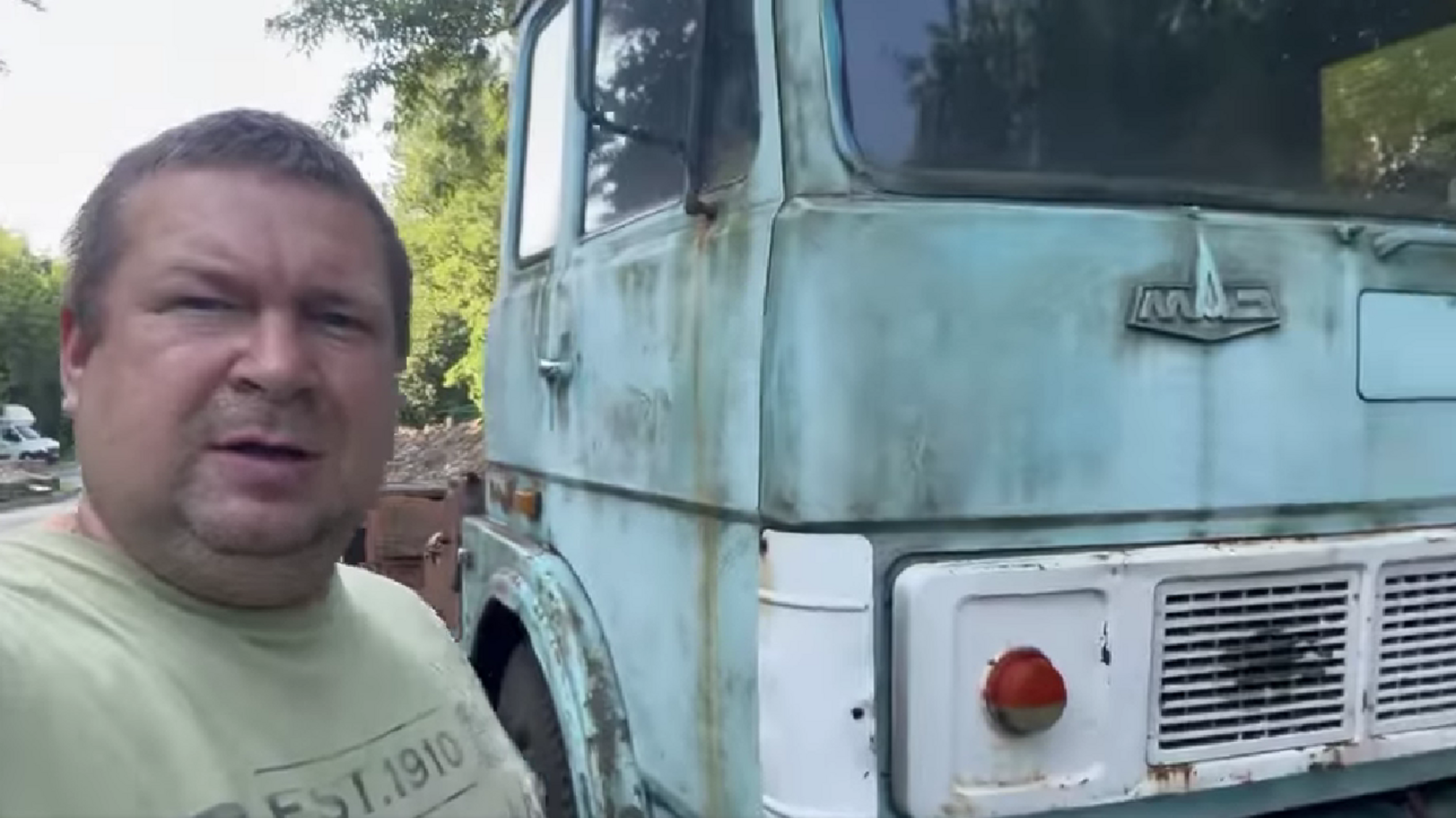 Техника – на защиту или восстановление: во Львове активист отдает собственный транспорт, нужен ремонт
