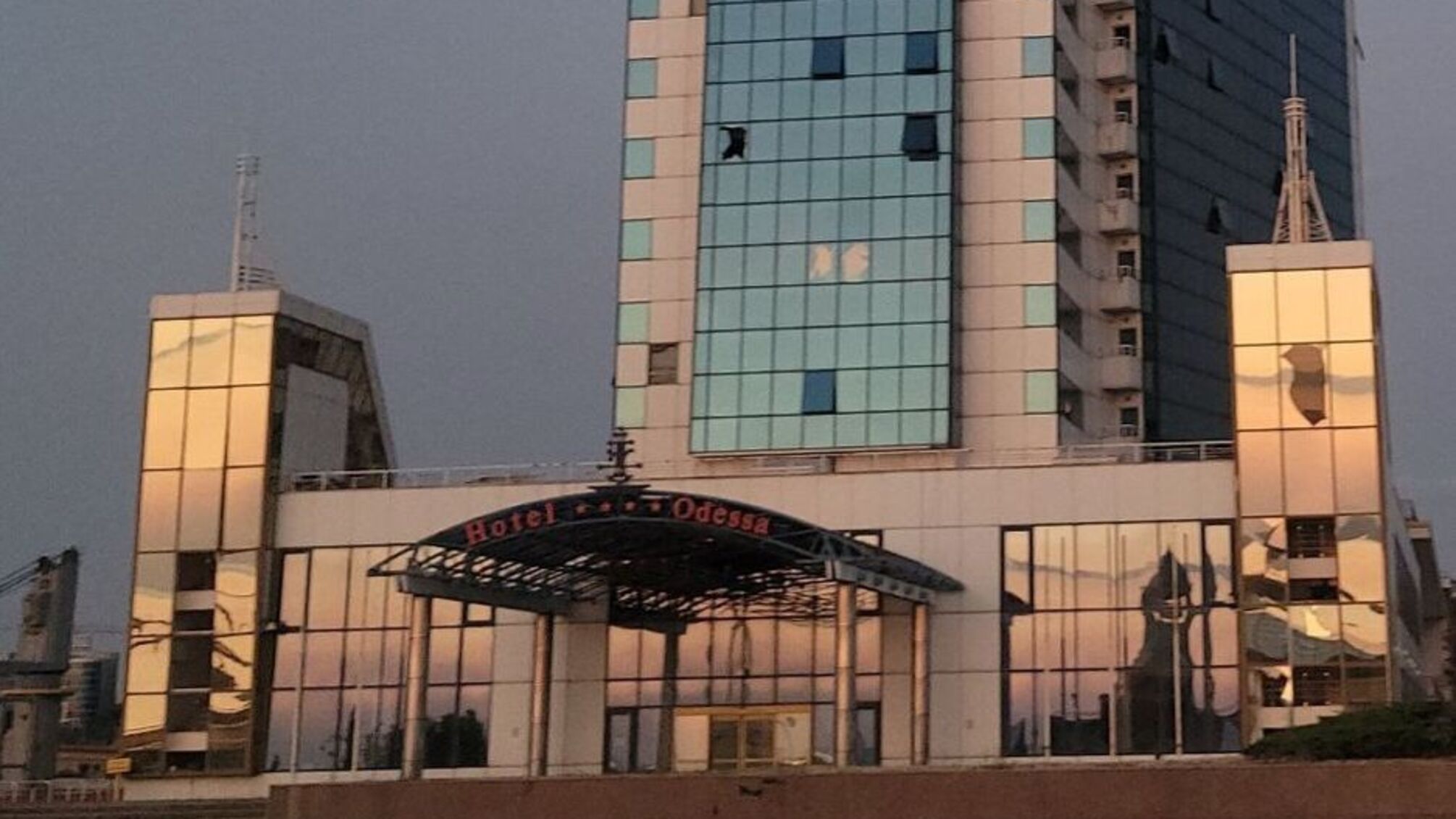 Удар по портовій та критичній інфраструктурі Одеси без постраждалих